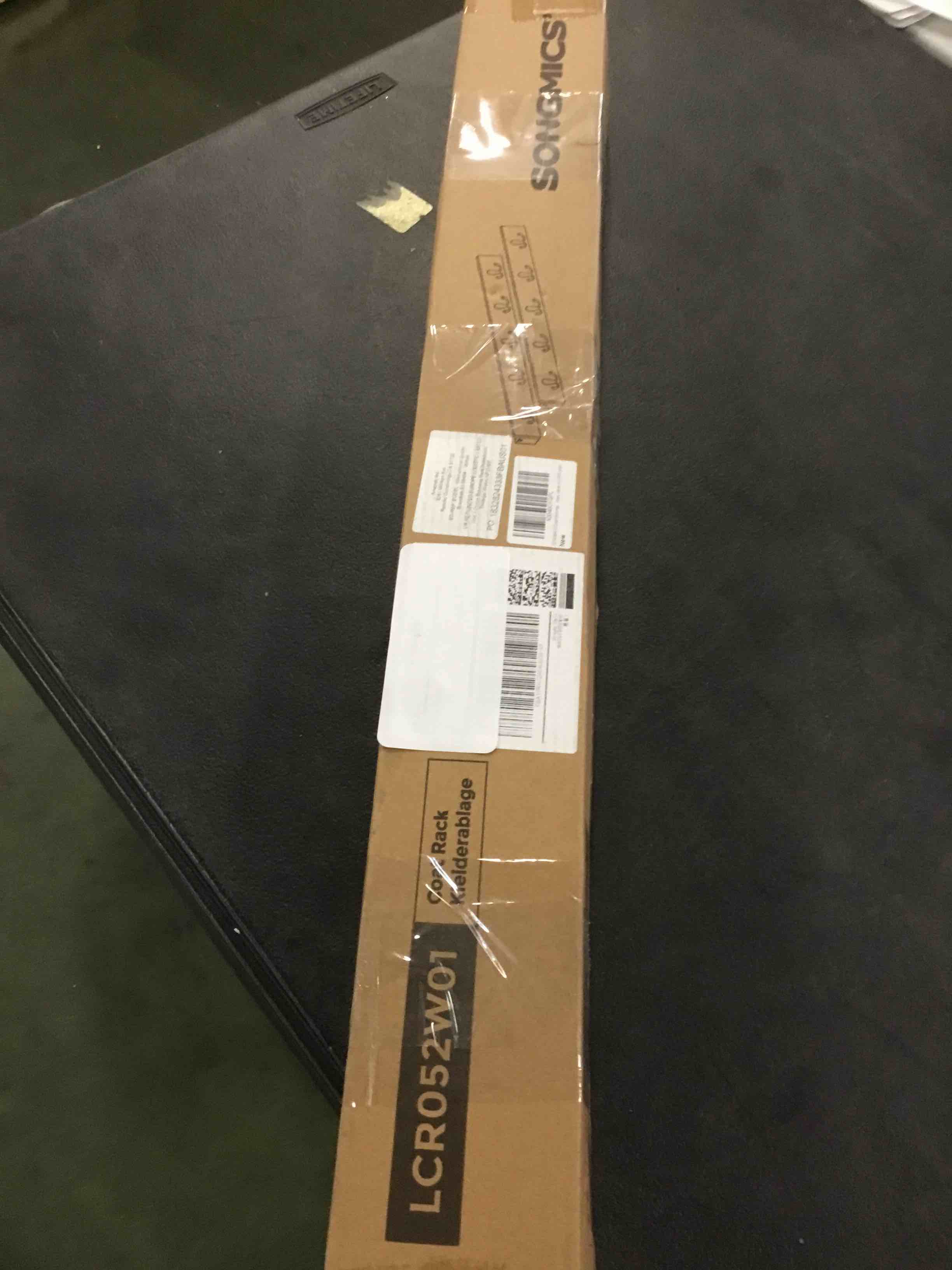 https://s3.amazonaws.com/lotting-images-prod/bidfta/PPE2179267_1736438290408.jpeg