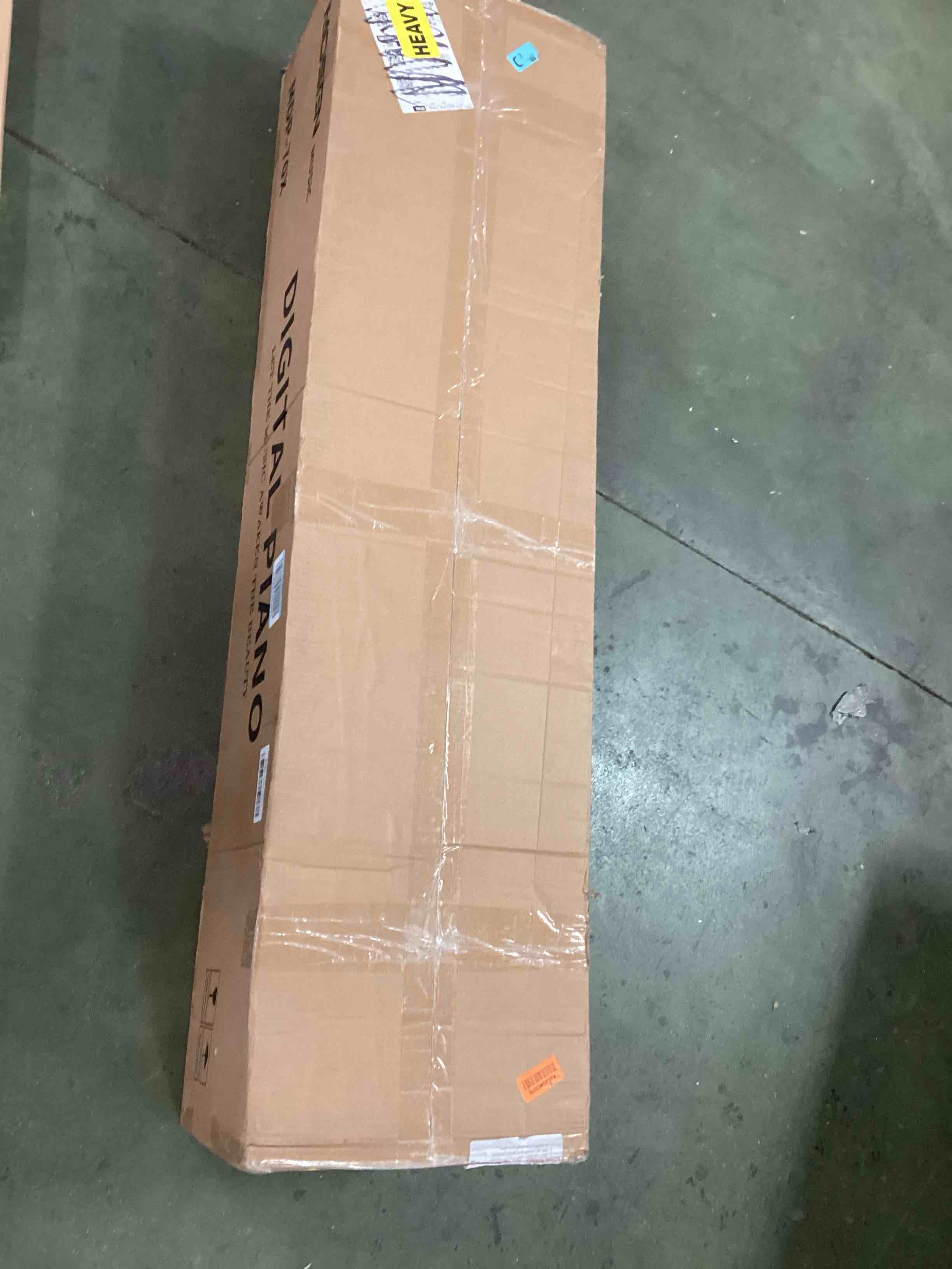 https://s3.amazonaws.com/lotting-images-prod/bidfta/PPE2179593_1736865434712.jpeg