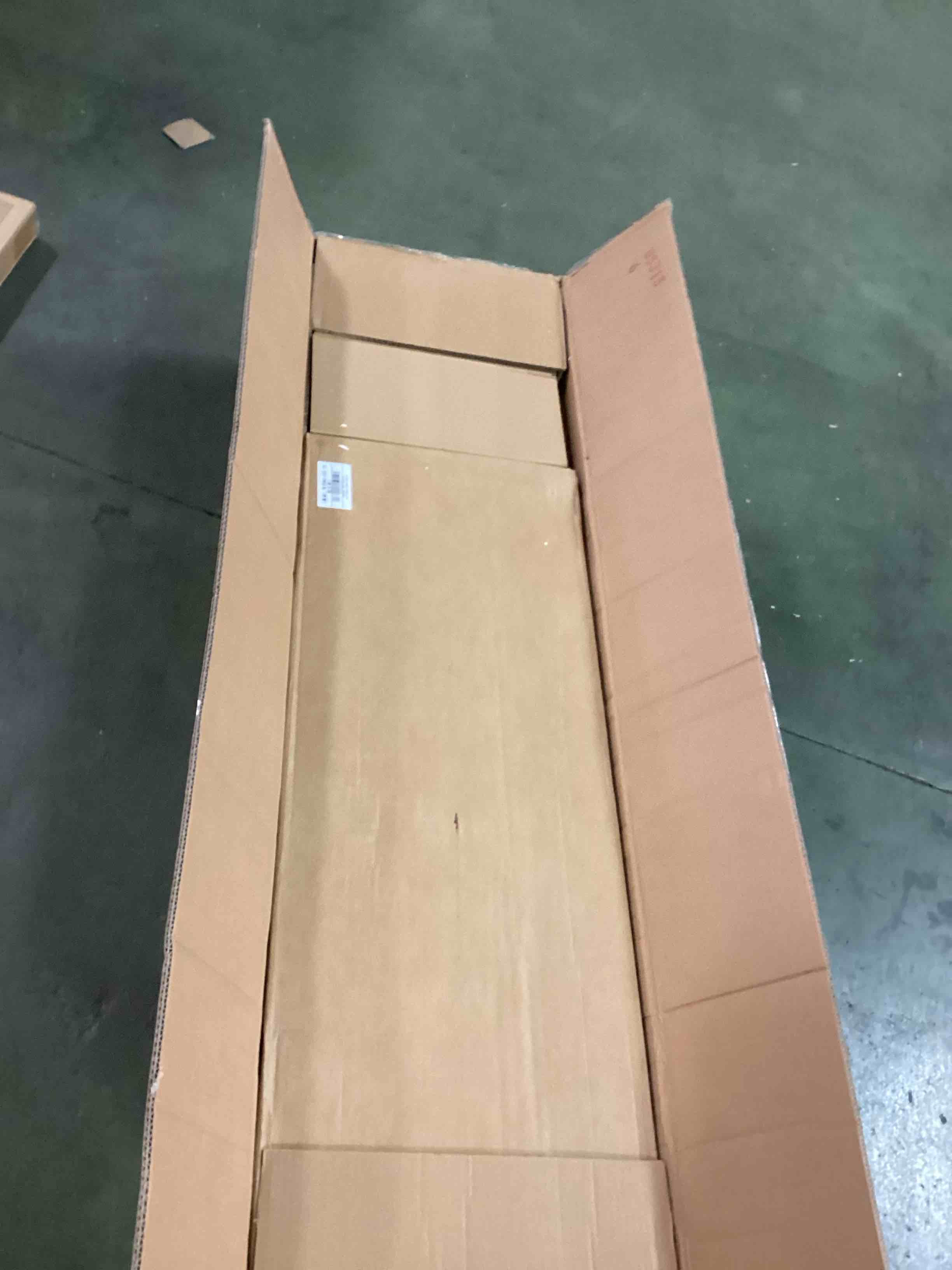 https://s3.amazonaws.com/lotting-images-prod/bidfta/PPE2179593_1736865484760.jpeg
