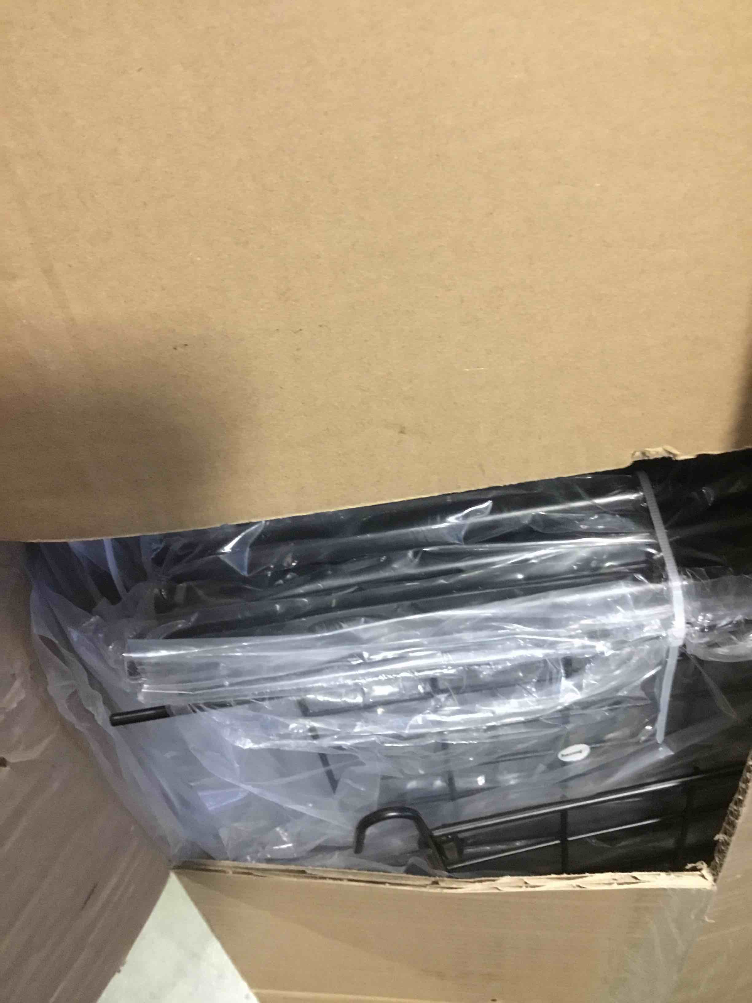 https://s3.amazonaws.com/lotting-images-prod/bidfta/PPE2179712_1737033127614.jpeg