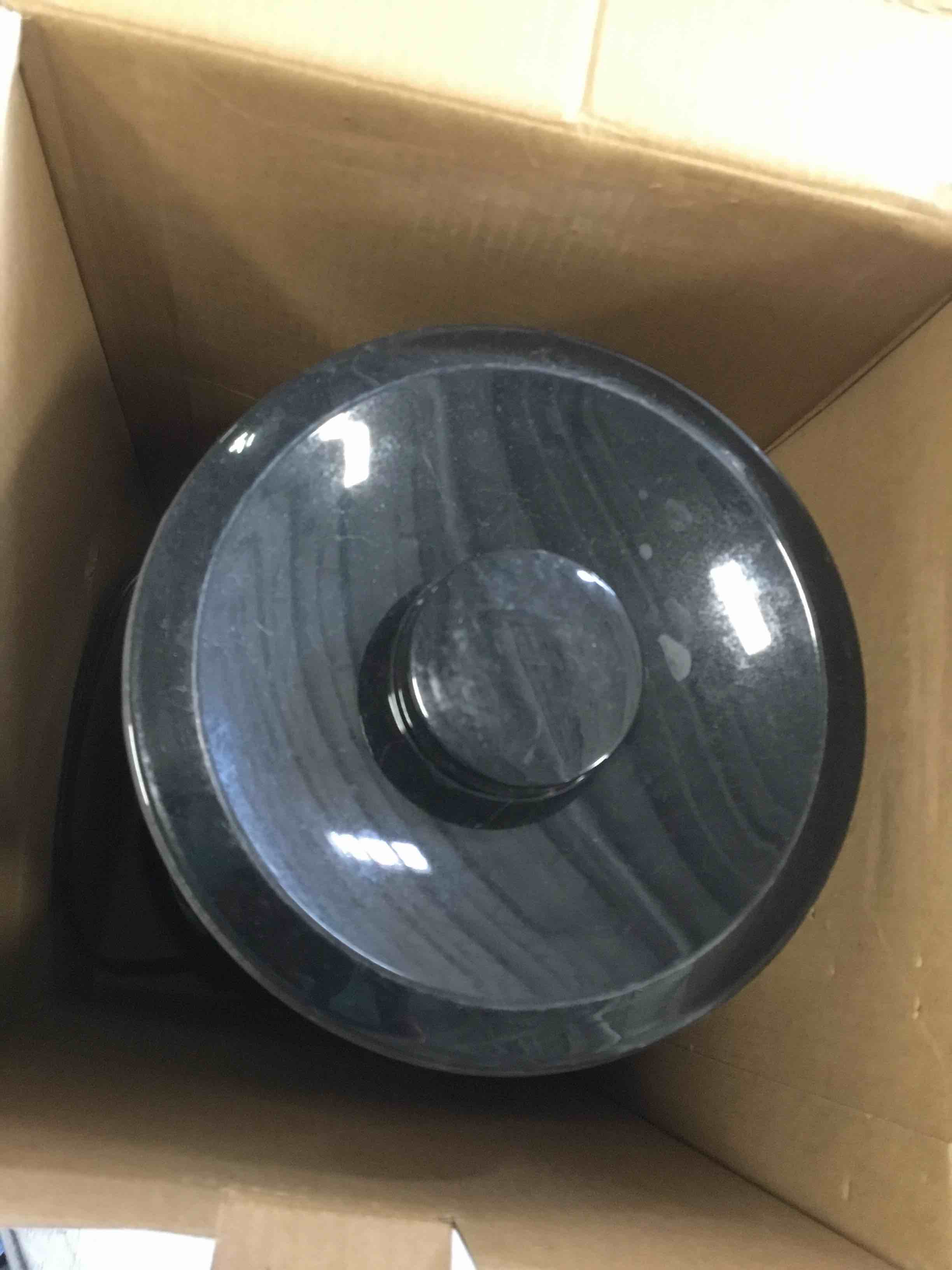 https://s3.amazonaws.com/lotting-images-prod/bidfta/PPE2179794_1737043993076.jpeg