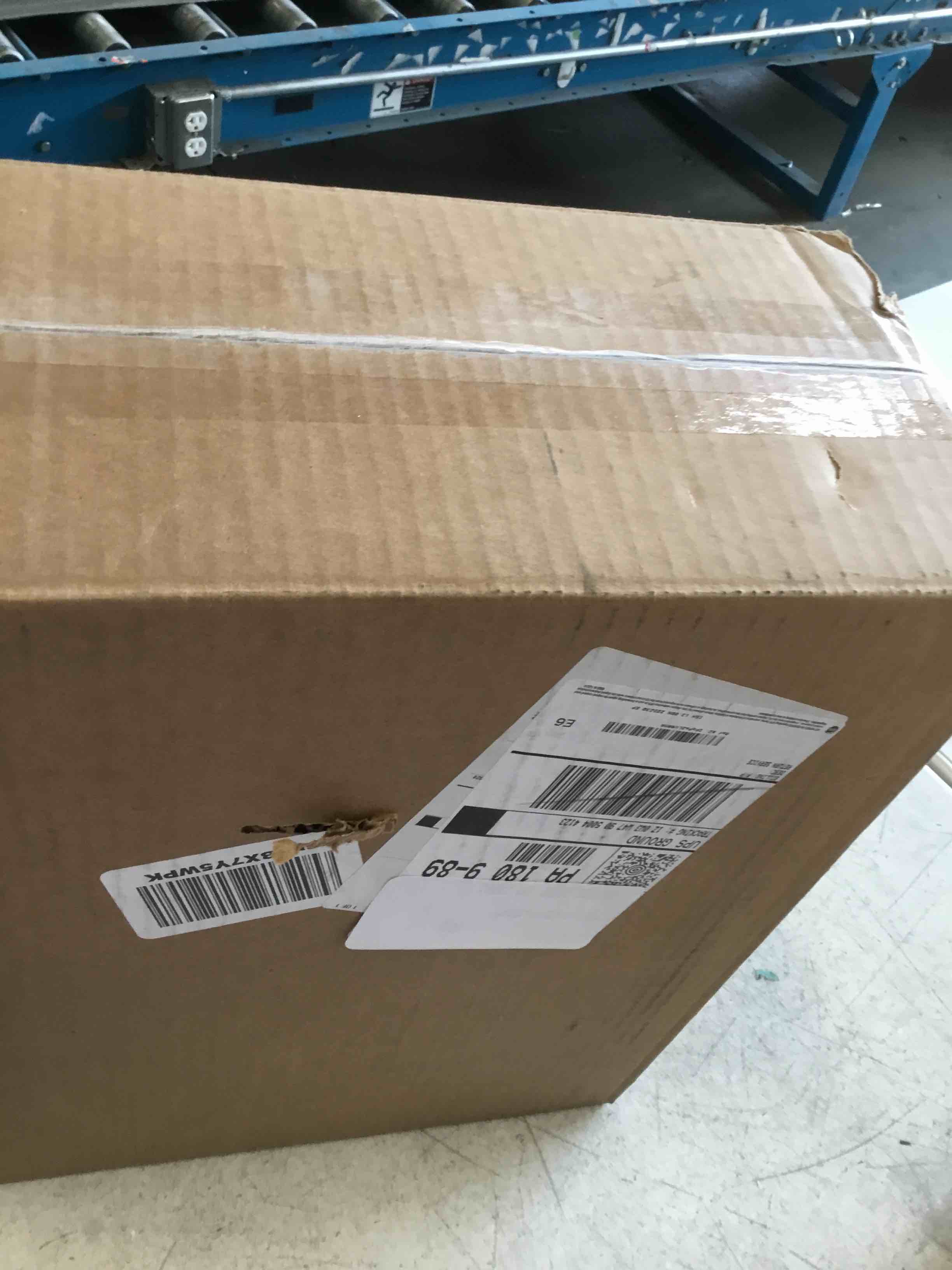 https://s3.amazonaws.com/lotting-images-prod/bidfta/PPE2179800_1737044655480.jpeg