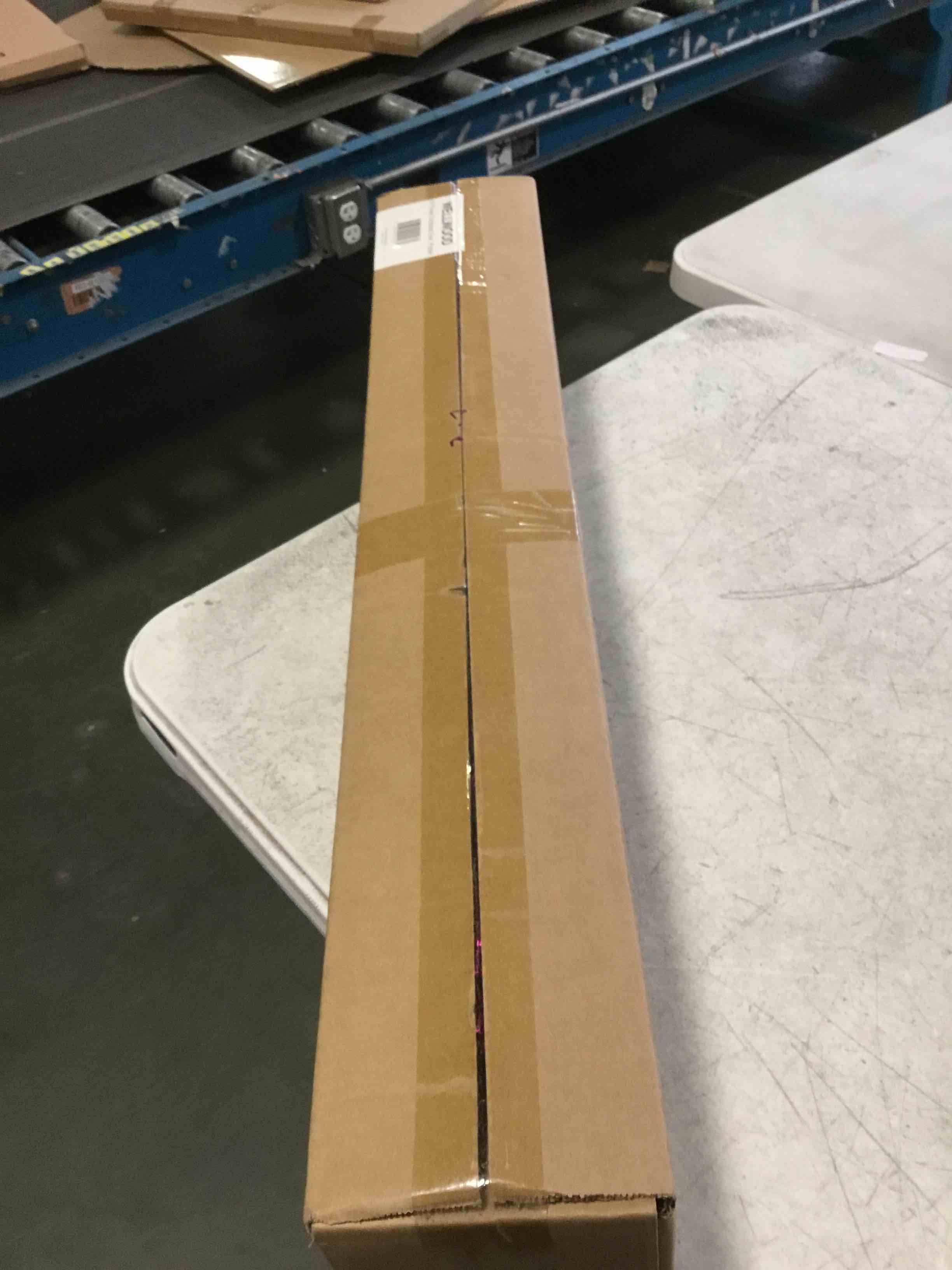 https://s3.amazonaws.com/lotting-images-prod/bidfta/PPE2179900_1737056469119.jpeg