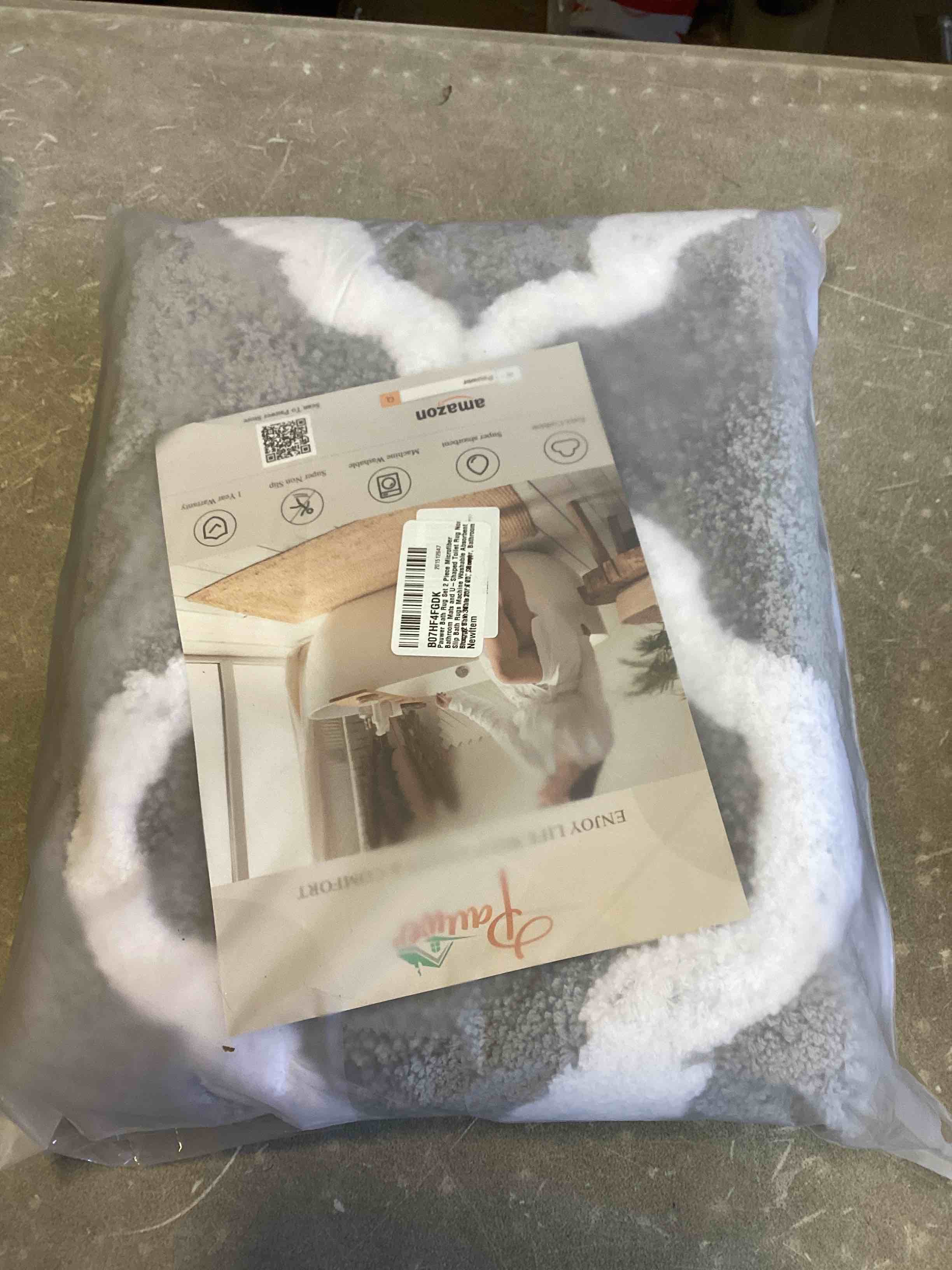 https://s3.amazonaws.com/lotting-images-prod/bidfta/PPE2181375_1738000531823.jpeg