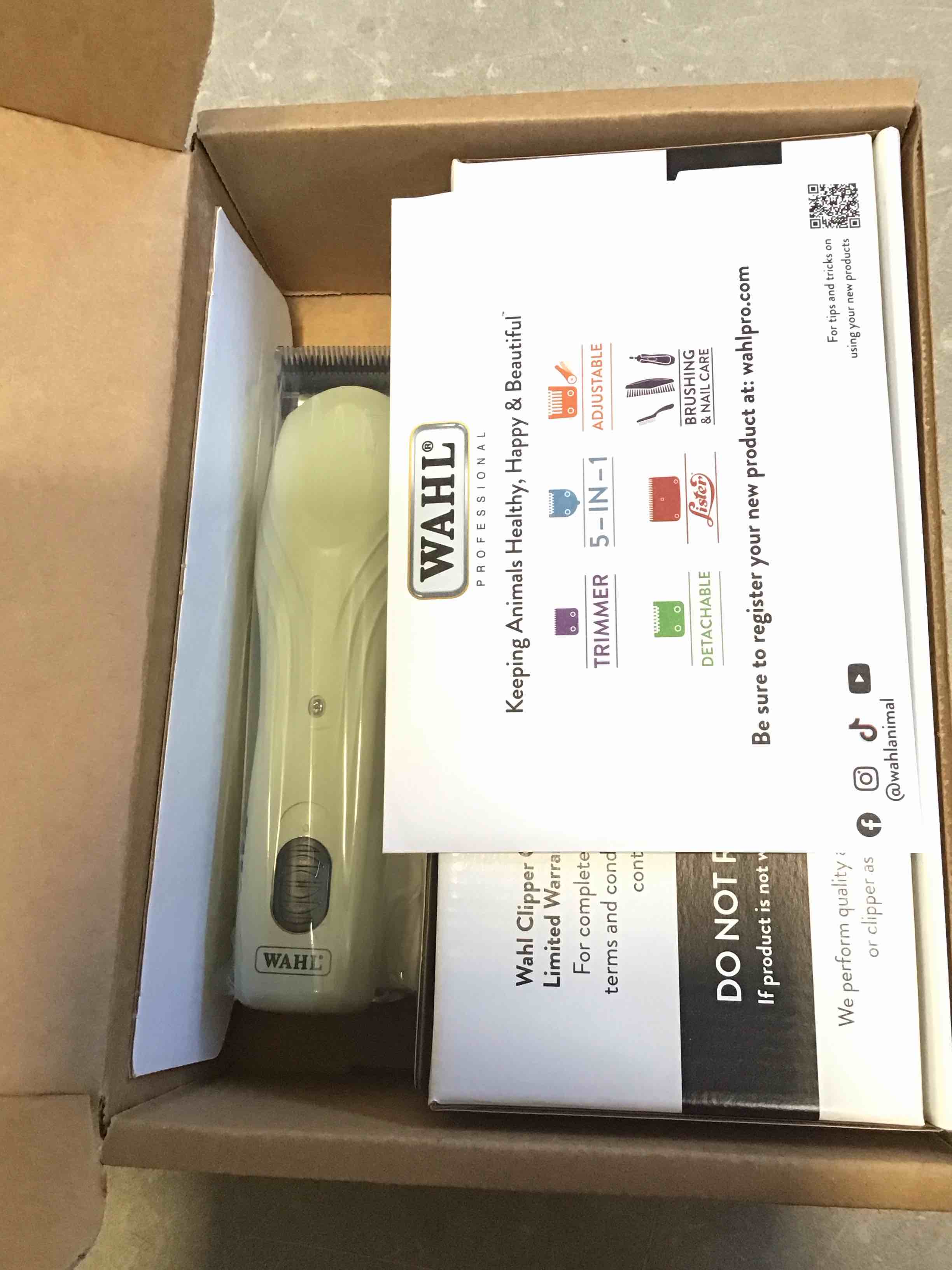 https://s3.amazonaws.com/lotting-images-prod/bidfta/PPE2181932_1738172628226.jpeg