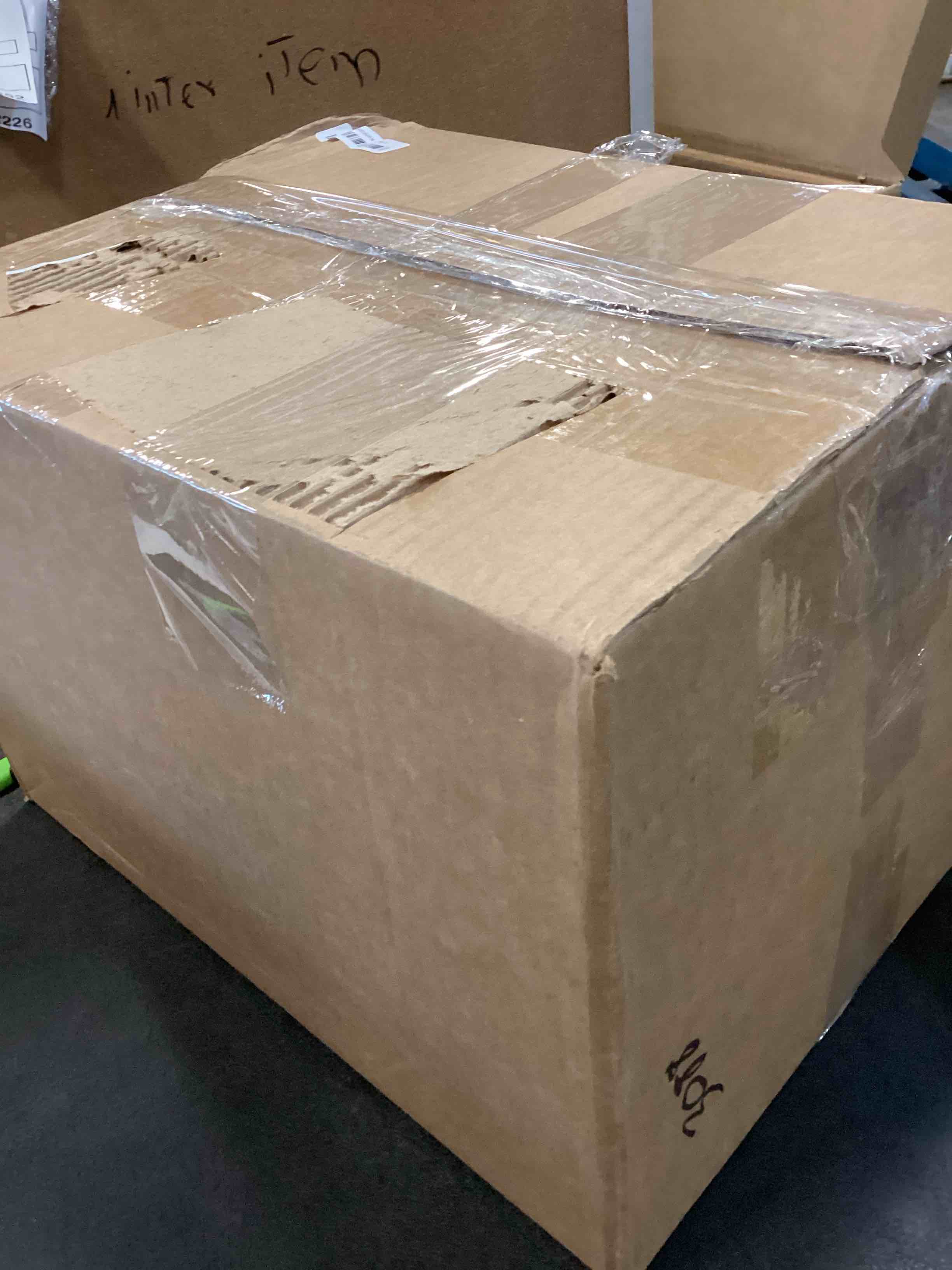https://s3.amazonaws.com/lotting-images-prod/bidfta/PPE2182236_1736430605226.jpeg