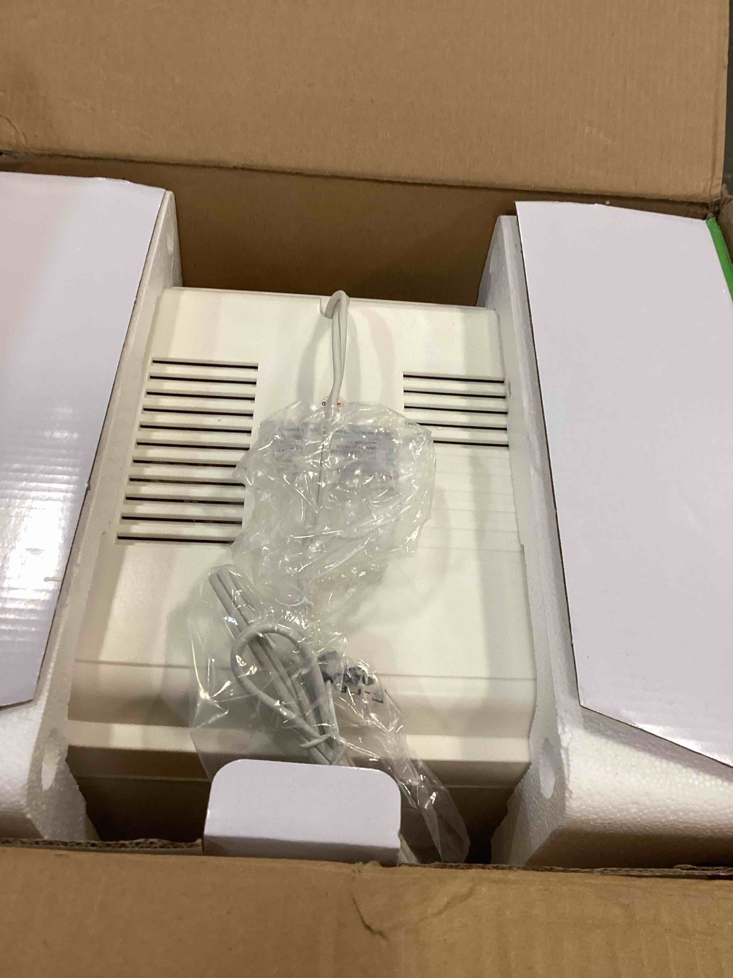 https://s3.amazonaws.com/lotting-images-prod/bidfta/PPE2182363_1736452461618.jpeg