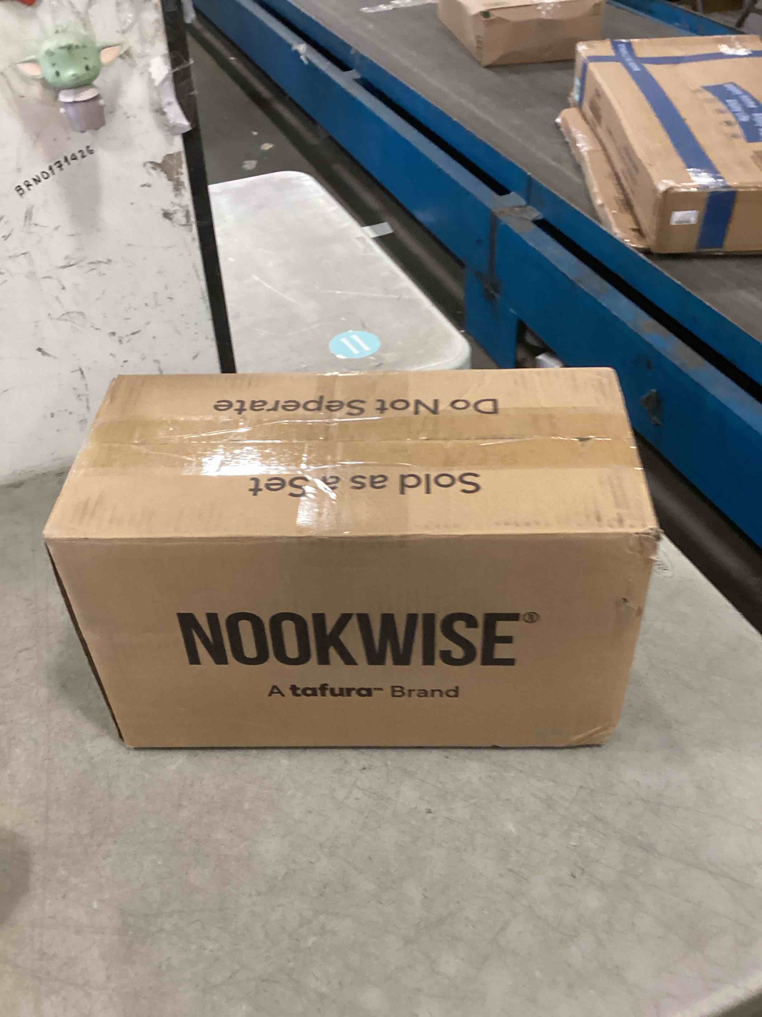 https://s3.amazonaws.com/lotting-images-prod/bidfta/PPE2183174_1736956583556.jpeg