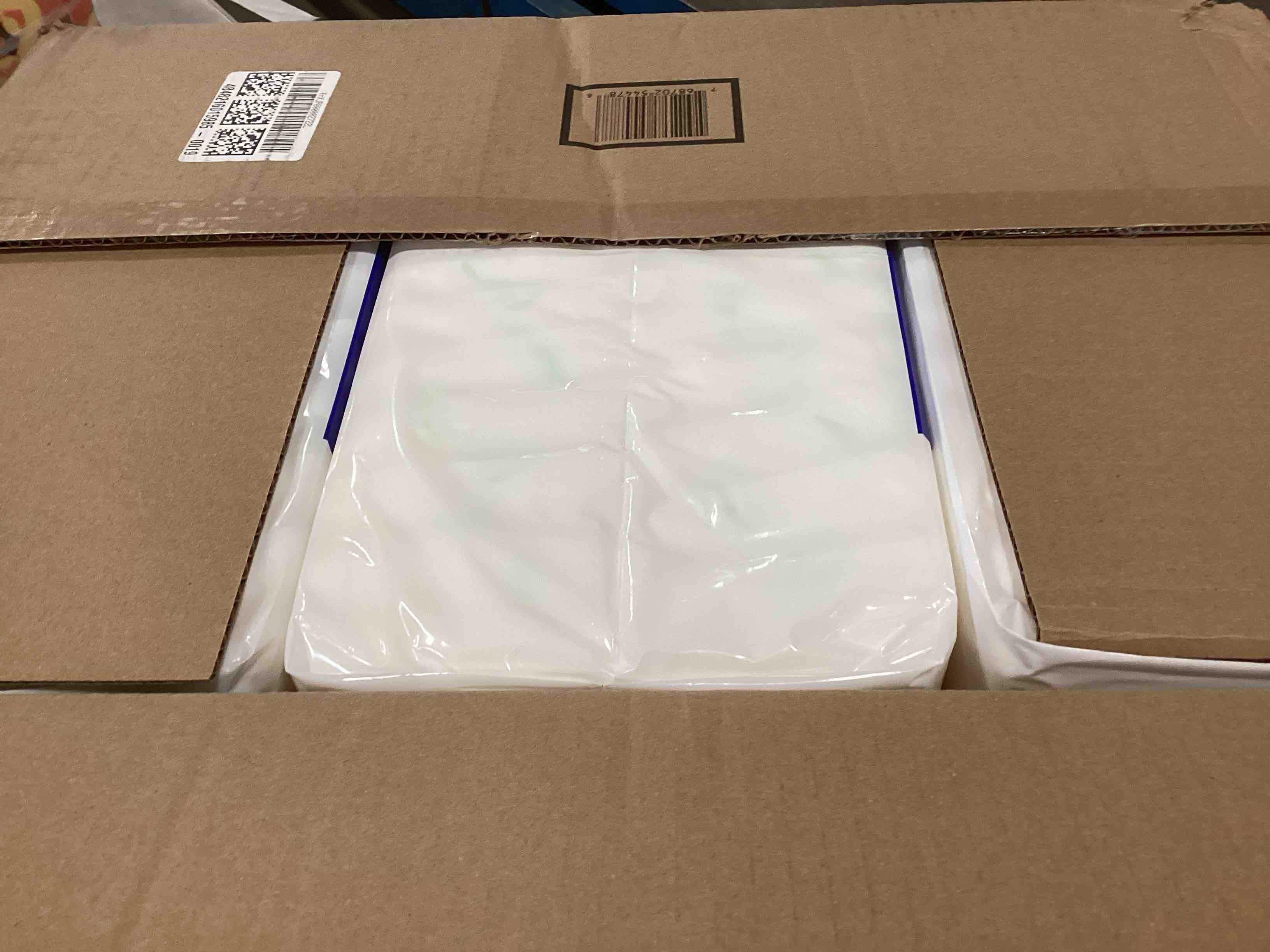 https://s3.amazonaws.com/lotting-images-prod/bidfta/PPE2183205_1736960042650.jpeg