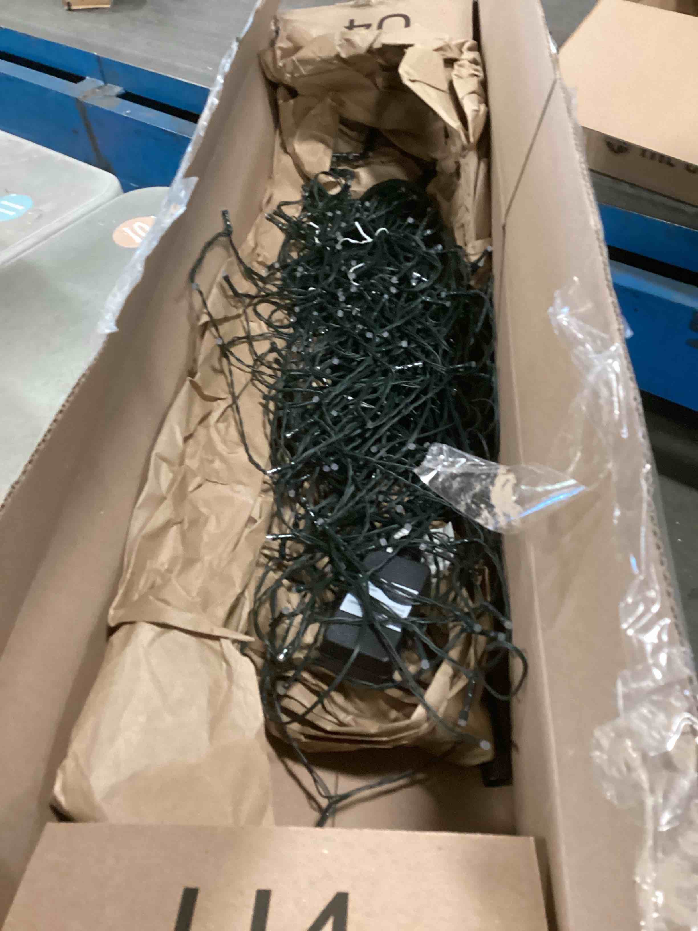 https://s3.amazonaws.com/lotting-images-prod/bidfta/PPE2183324_1736975487059.jpeg