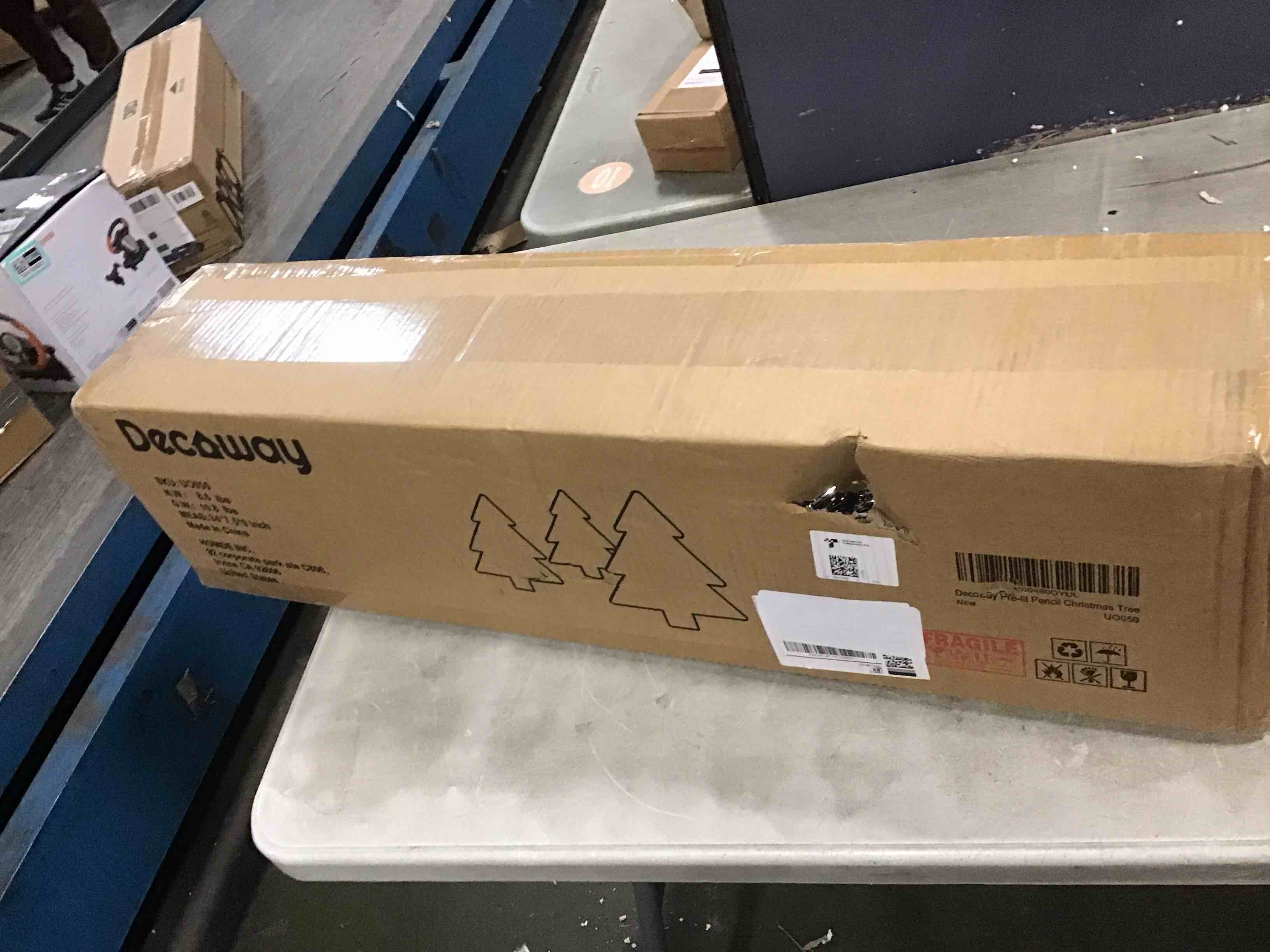 https://s3.amazonaws.com/lotting-images-prod/bidfta/PPE2183620_1737061545088.jpeg