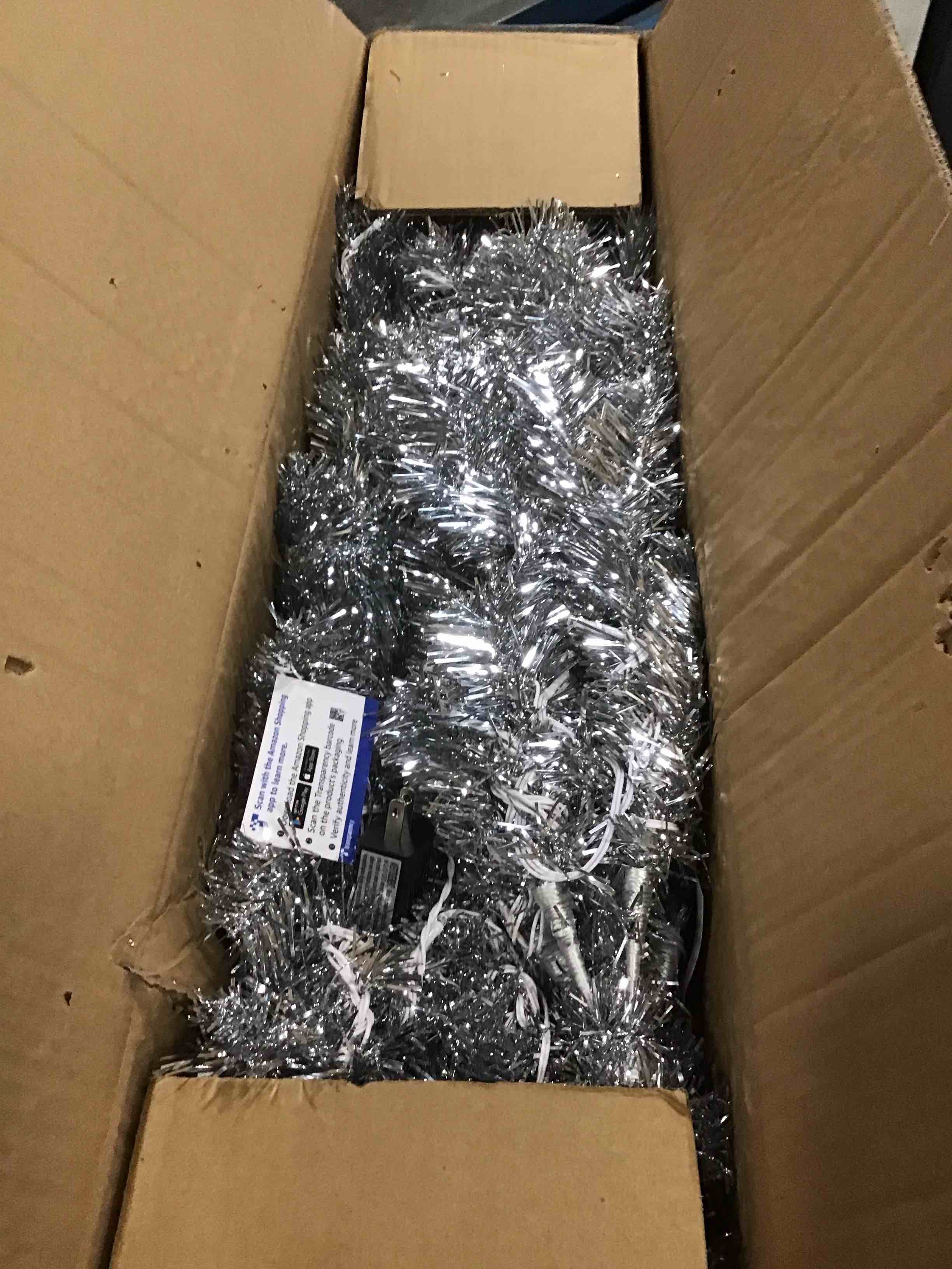 https://s3.amazonaws.com/lotting-images-prod/bidfta/PPE2183620_1737061564208.jpeg