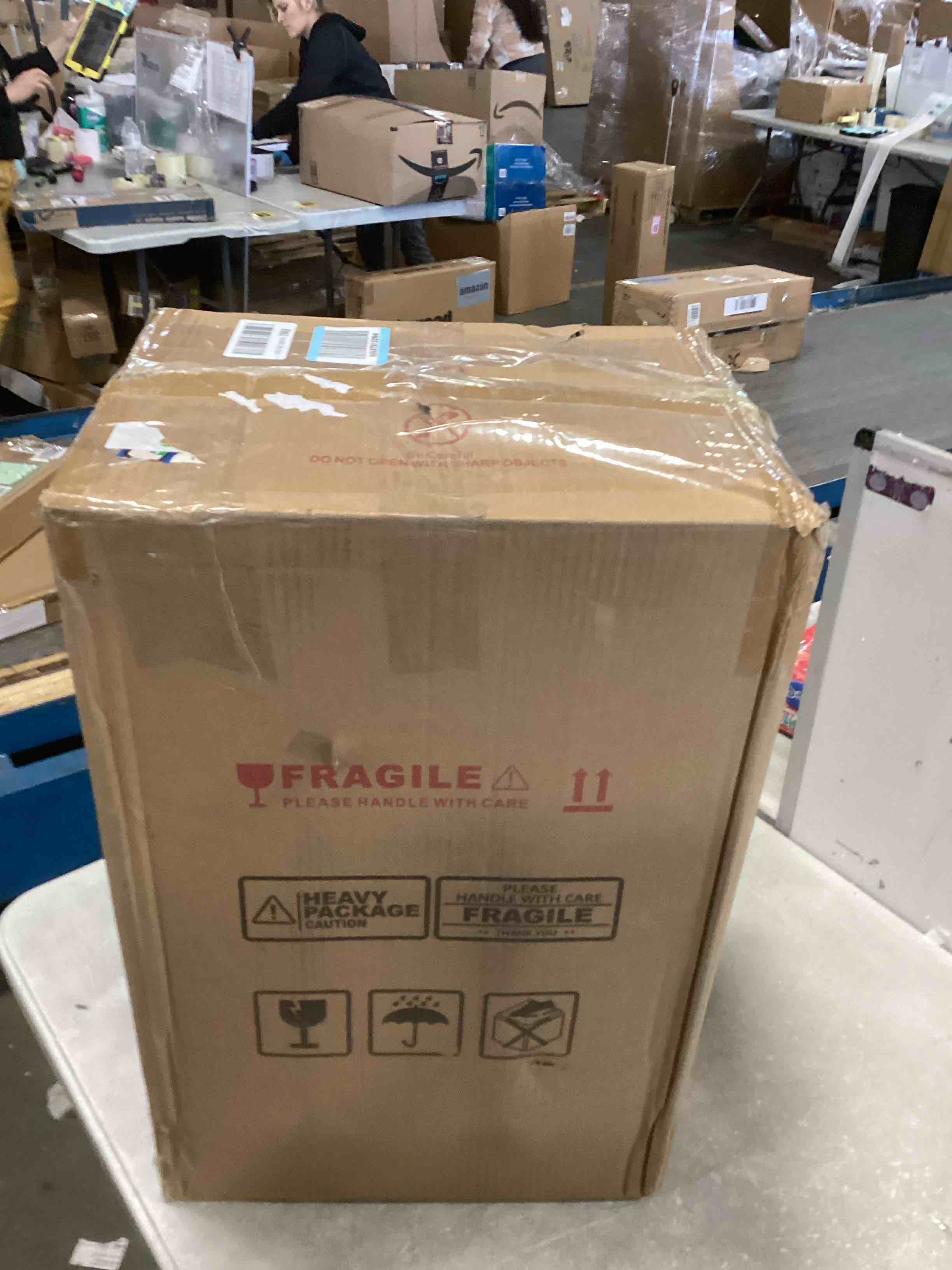 https://s3.amazonaws.com/lotting-images-prod/bidfta/PPE2183960_1737383064594.jpeg