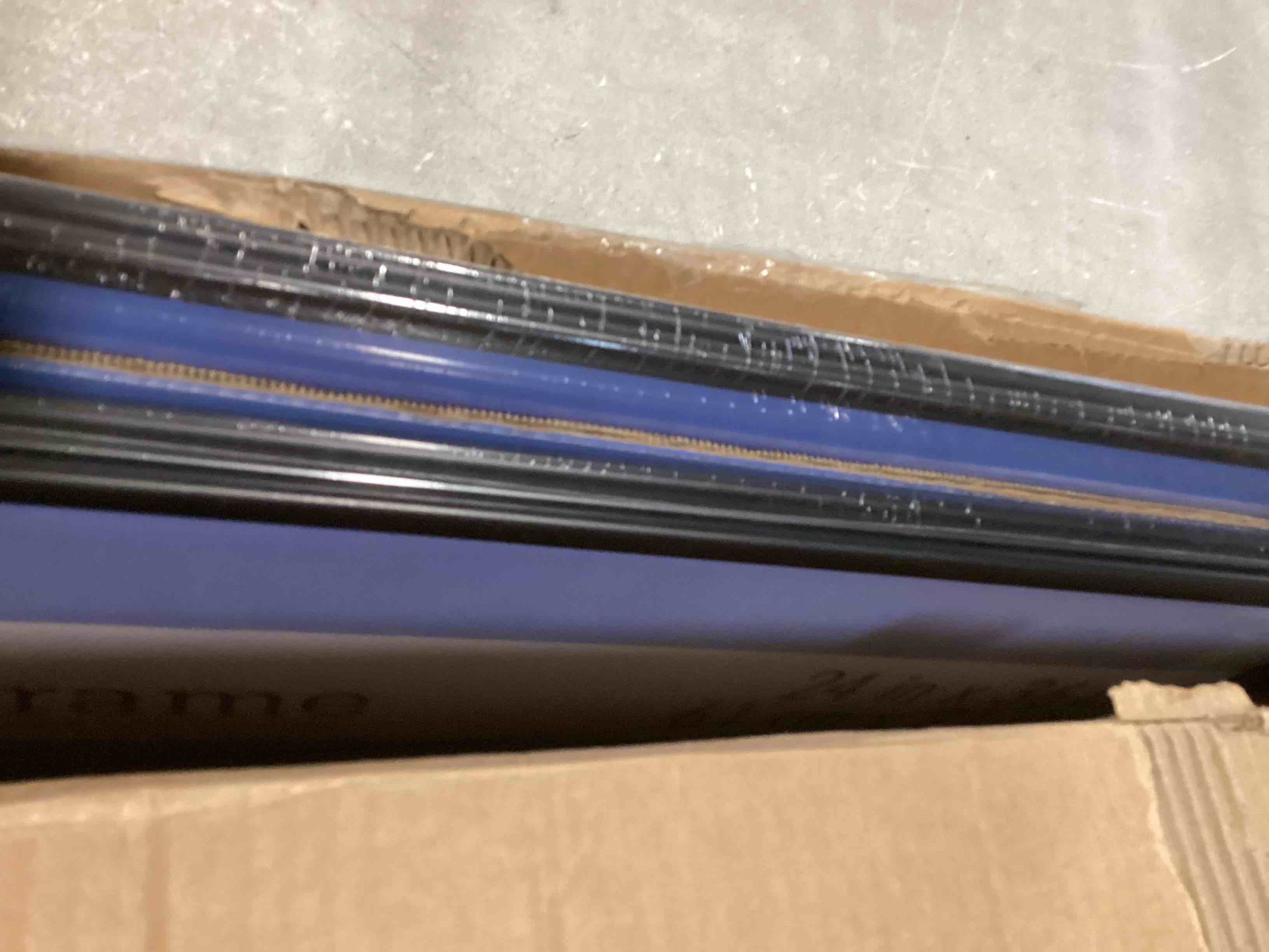 https://s3.amazonaws.com/lotting-images-prod/bidfta/PPE2184285_1737476965167.jpeg
