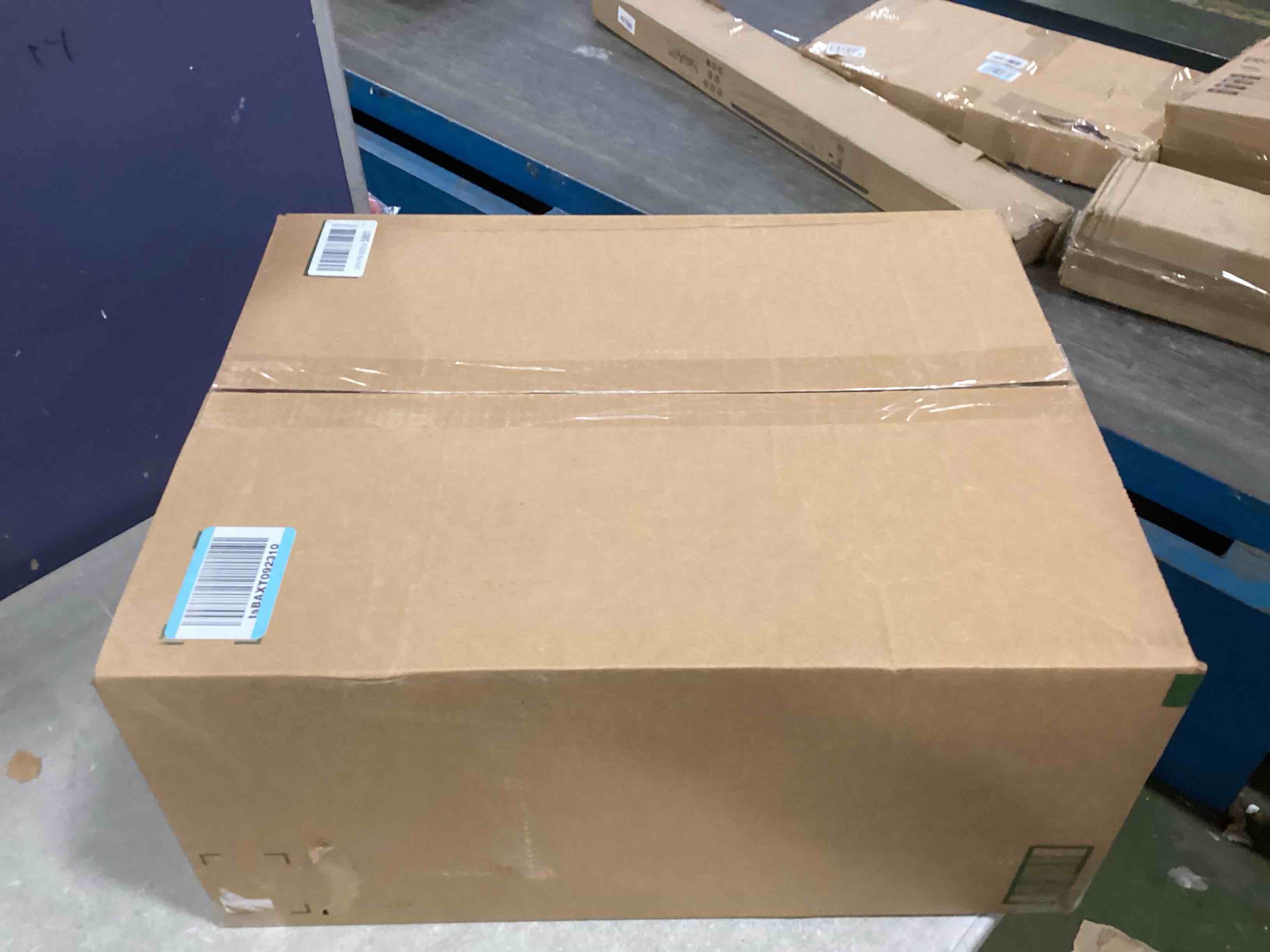 https://s3.amazonaws.com/lotting-images-prod/bidfta/PPE2184306_1737479179191.jpeg