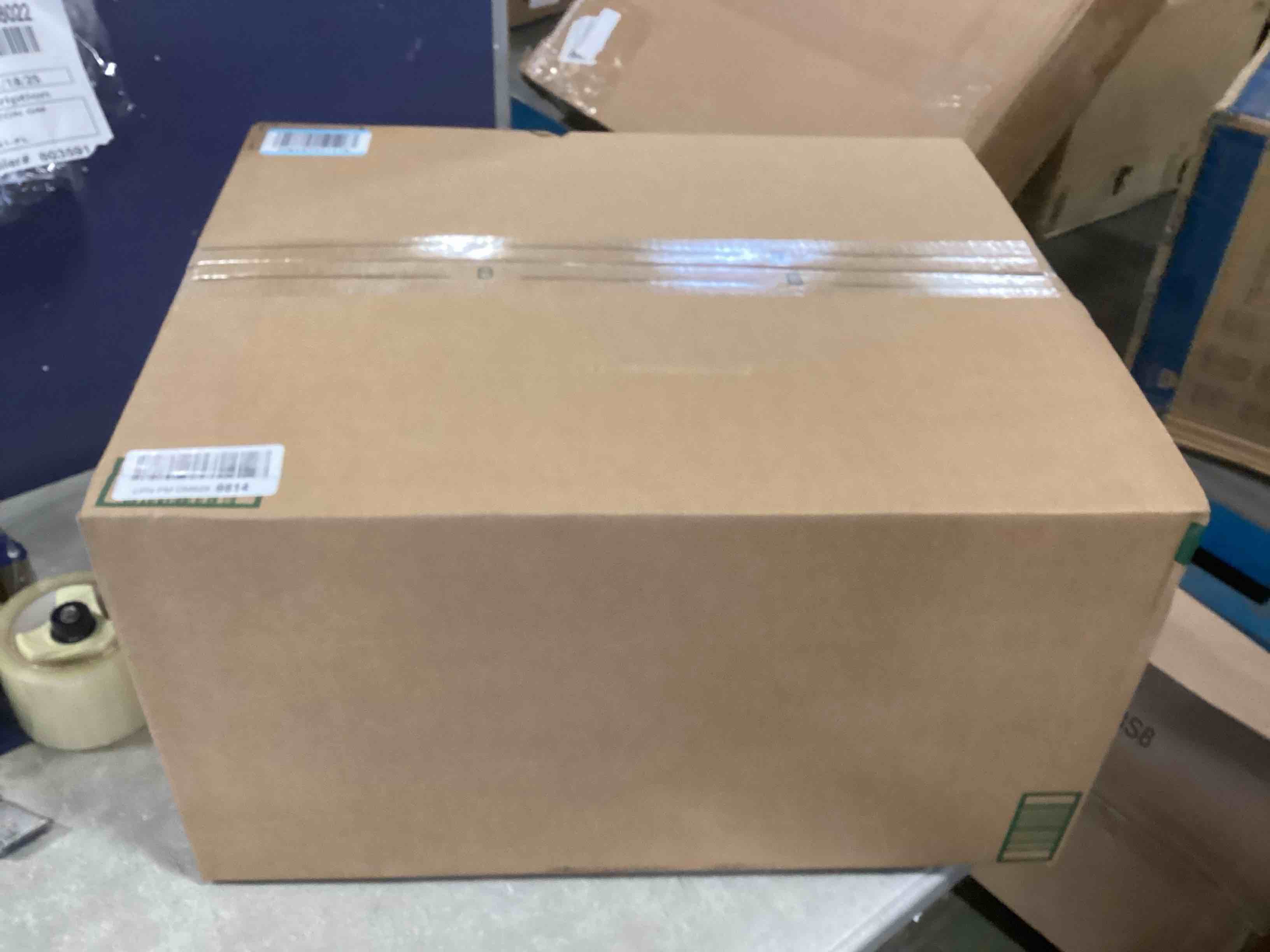 https://s3.amazonaws.com/lotting-images-prod/bidfta/PPE2184340_1737484317497.jpeg