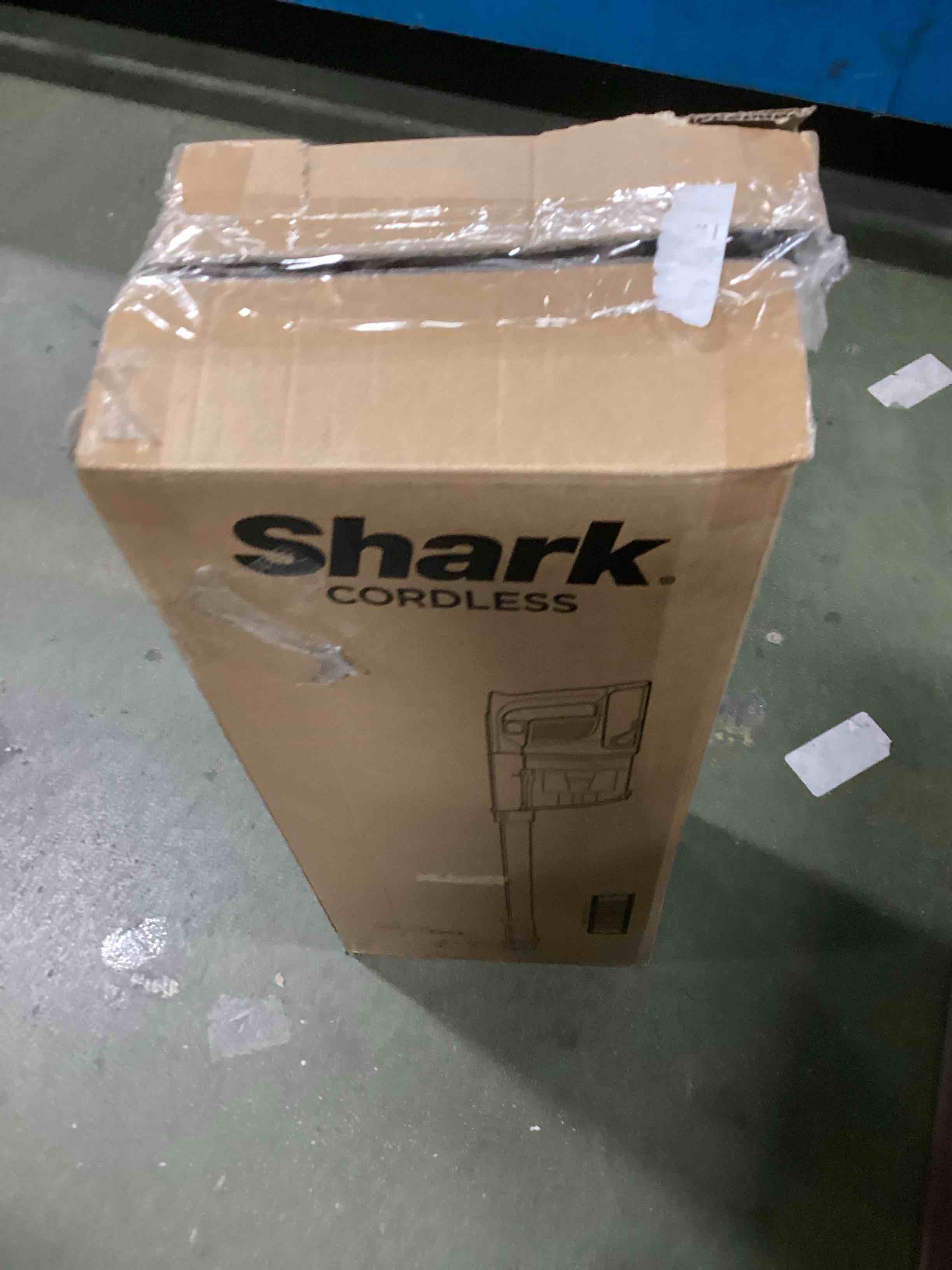 https://s3.amazonaws.com/lotting-images-prod/bidfta/PPE2184422_1737548149187.jpeg