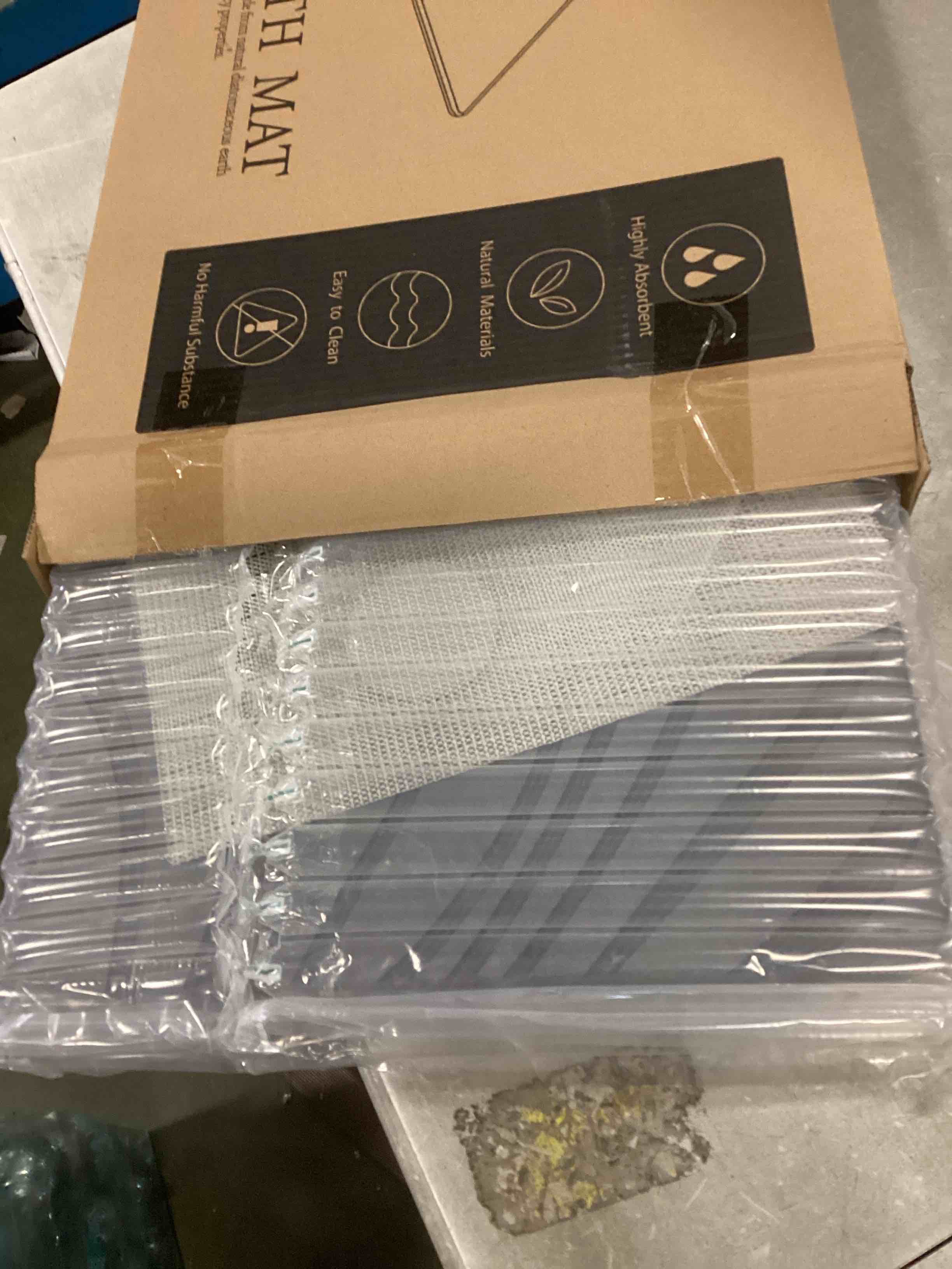 https://s3.amazonaws.com/lotting-images-prod/bidfta/PPE2184642_1737573628280.jpeg