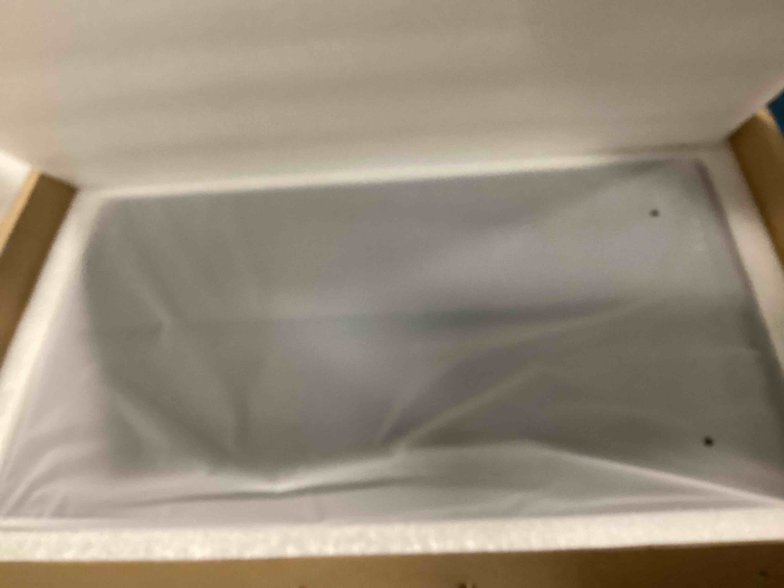https://s3.amazonaws.com/lotting-images-prod/bidfta/PPE2184830_1737645639593.jpeg