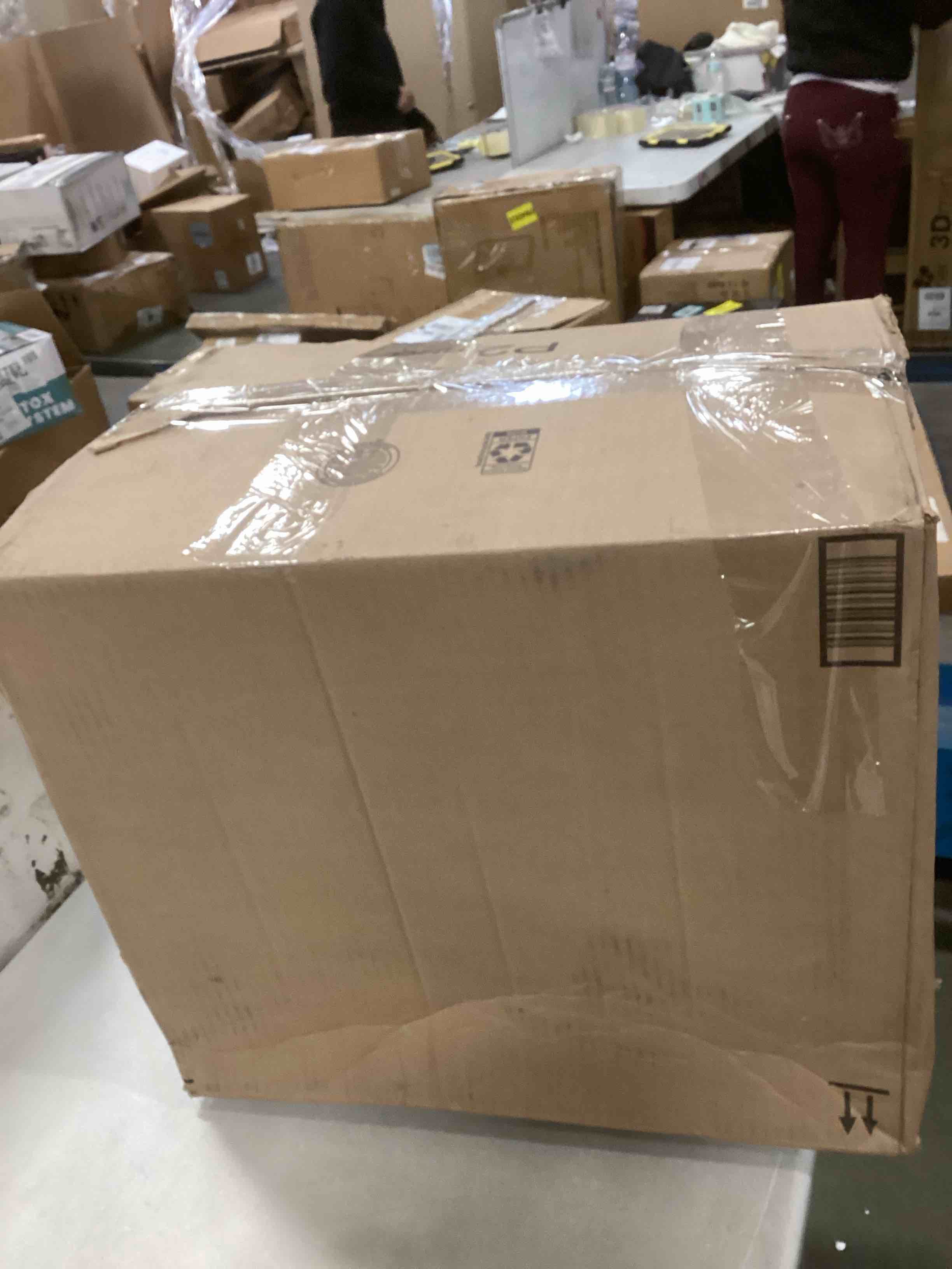 https://s3.amazonaws.com/lotting-images-prod/bidfta/PPE2184880_1737651494244.jpeg