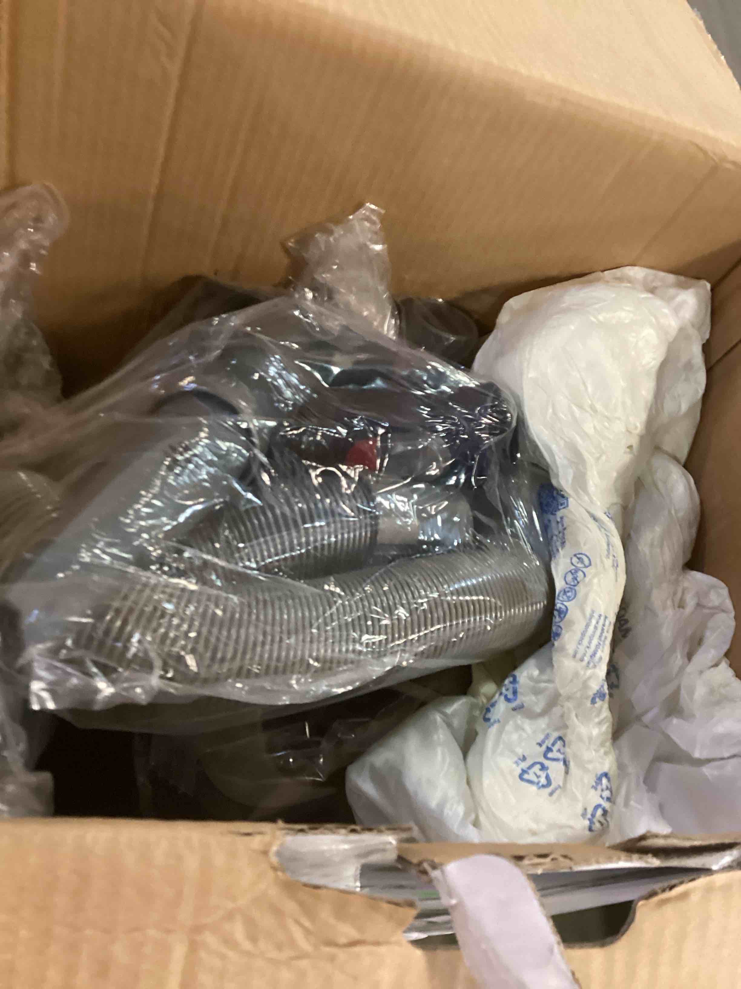 https://s3.amazonaws.com/lotting-images-prod/bidfta/PPE2185318_1738355520453.jpeg