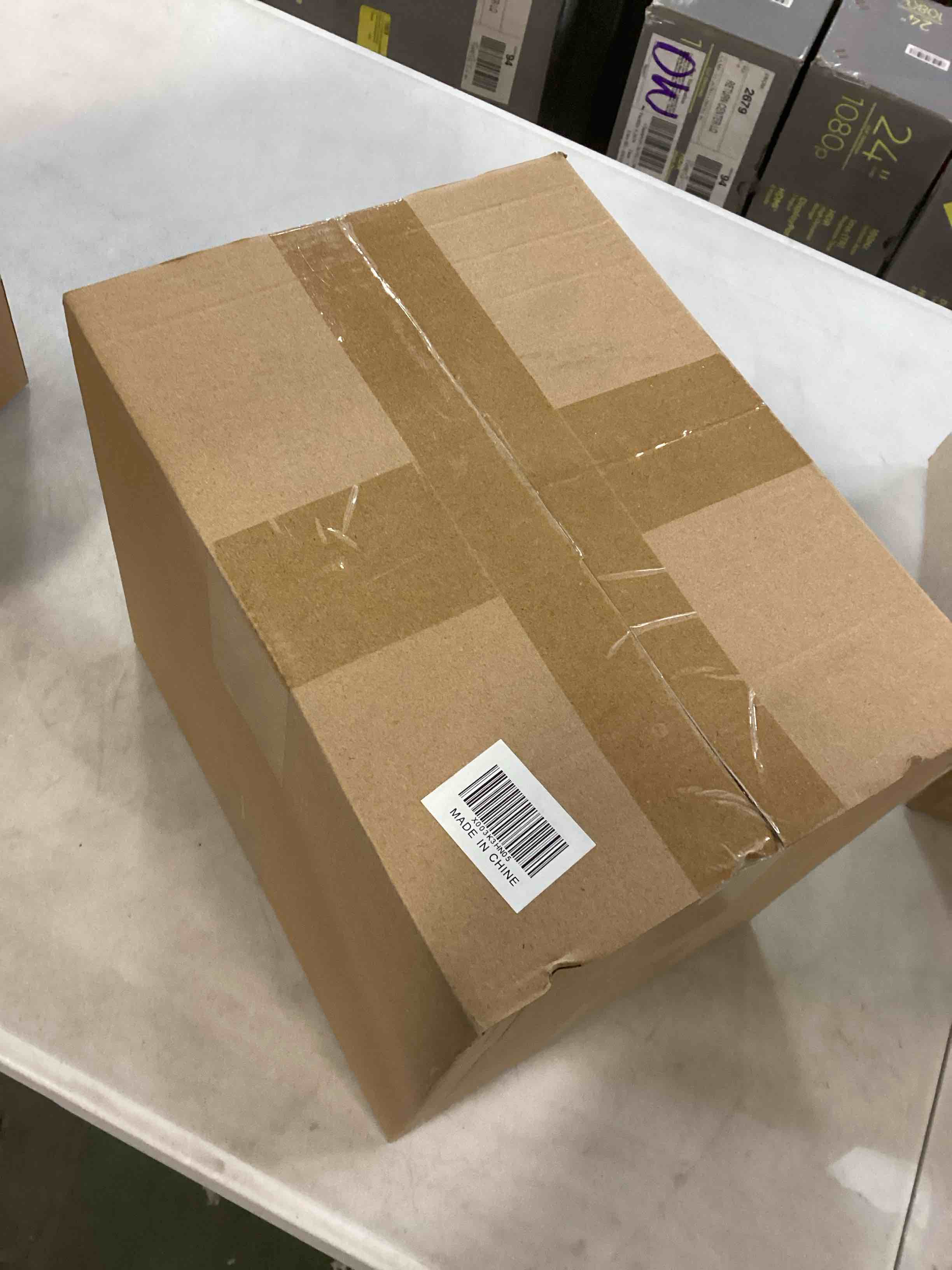 https://s3.amazonaws.com/lotting-images-prod/bidfta/PPE2185862_1737391669824.jpeg