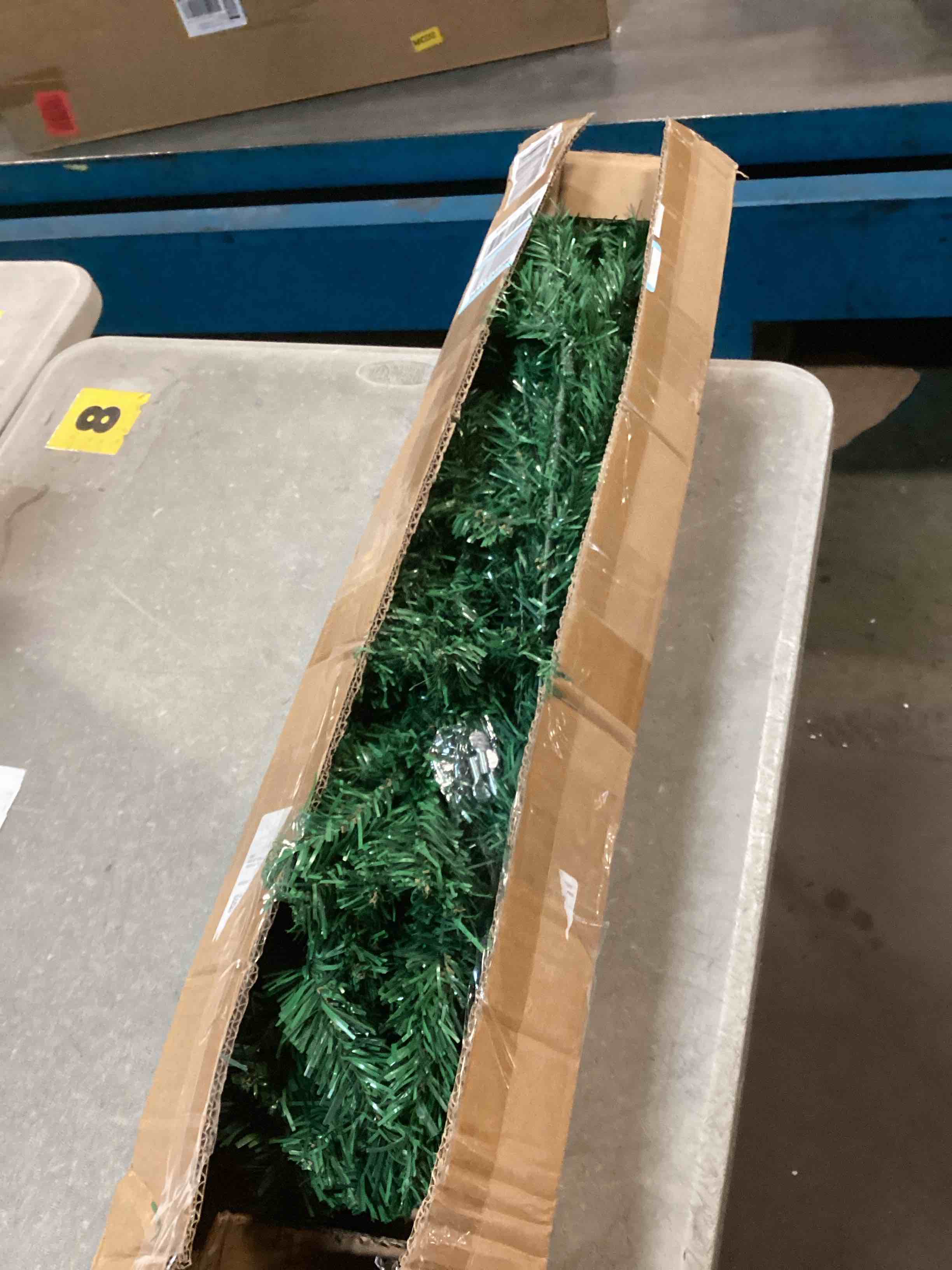 https://s3.amazonaws.com/lotting-images-prod/bidfta/PPE2186878_1738339278312.jpeg