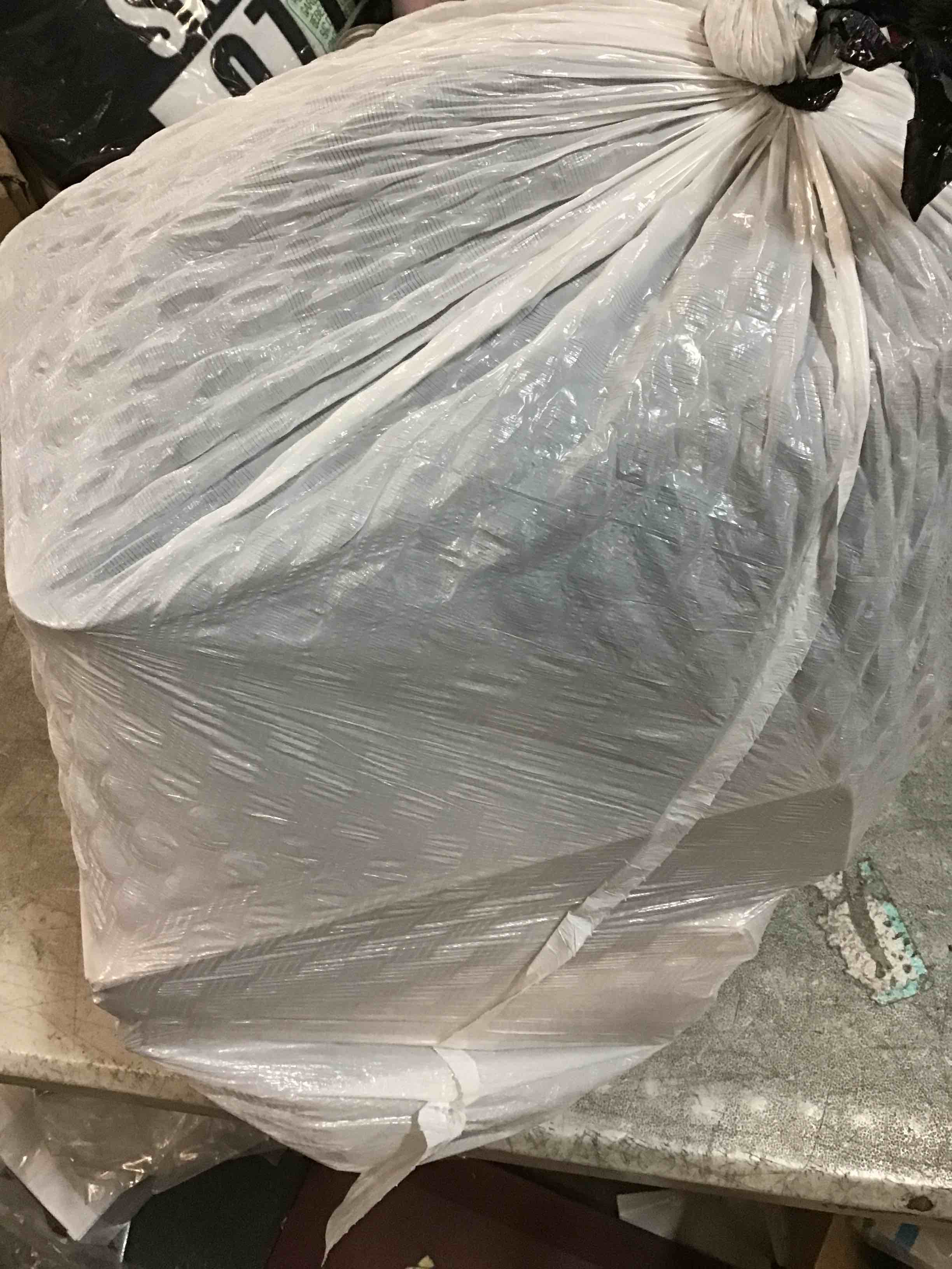 https://s3.amazonaws.com/lotting-images-prod/bidfta/PPE2187078_1738871289344.jpeg