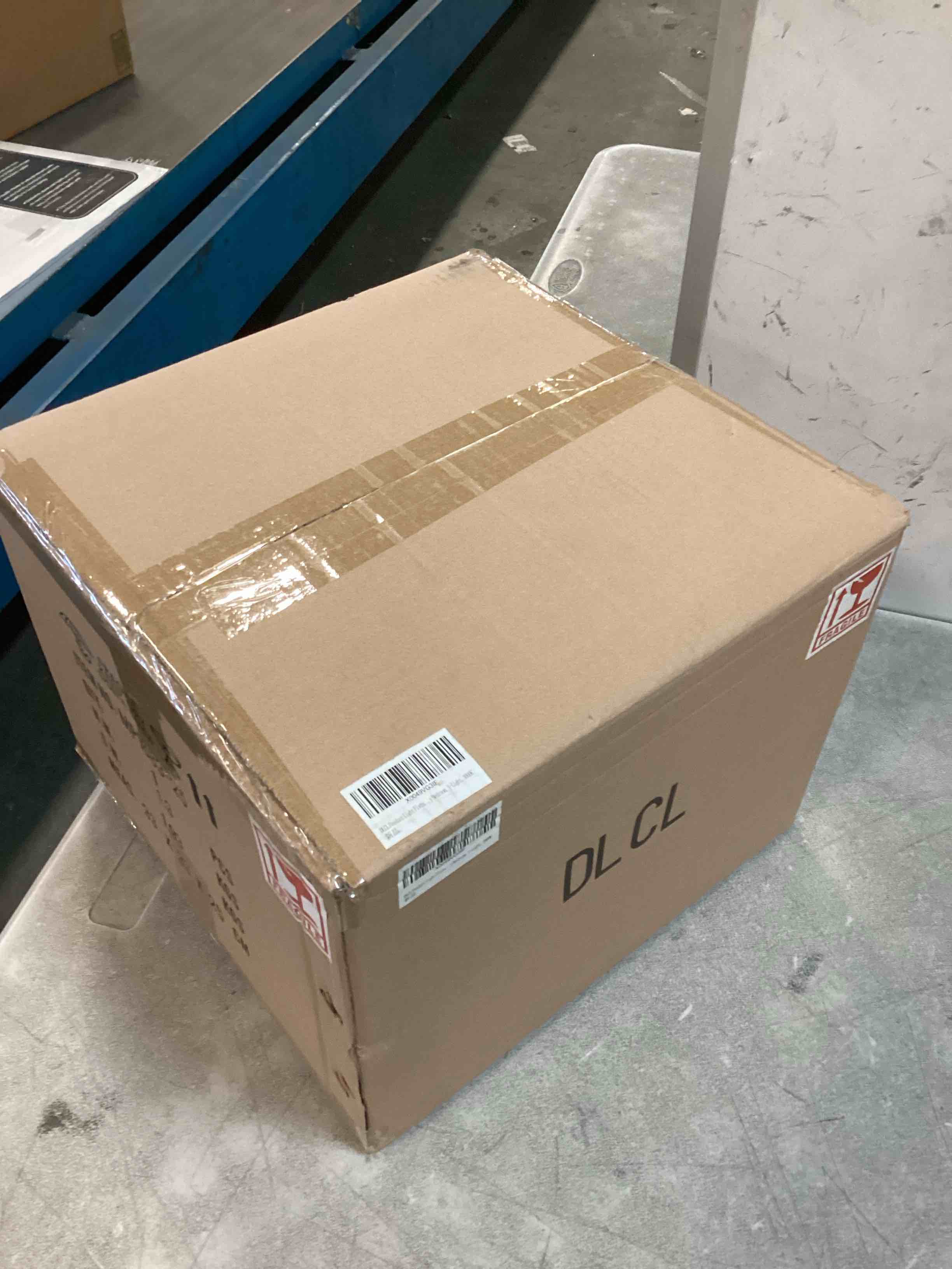 https://s3.amazonaws.com/lotting-images-prod/bidfta/PPE2187140_1739207646931.jpeg