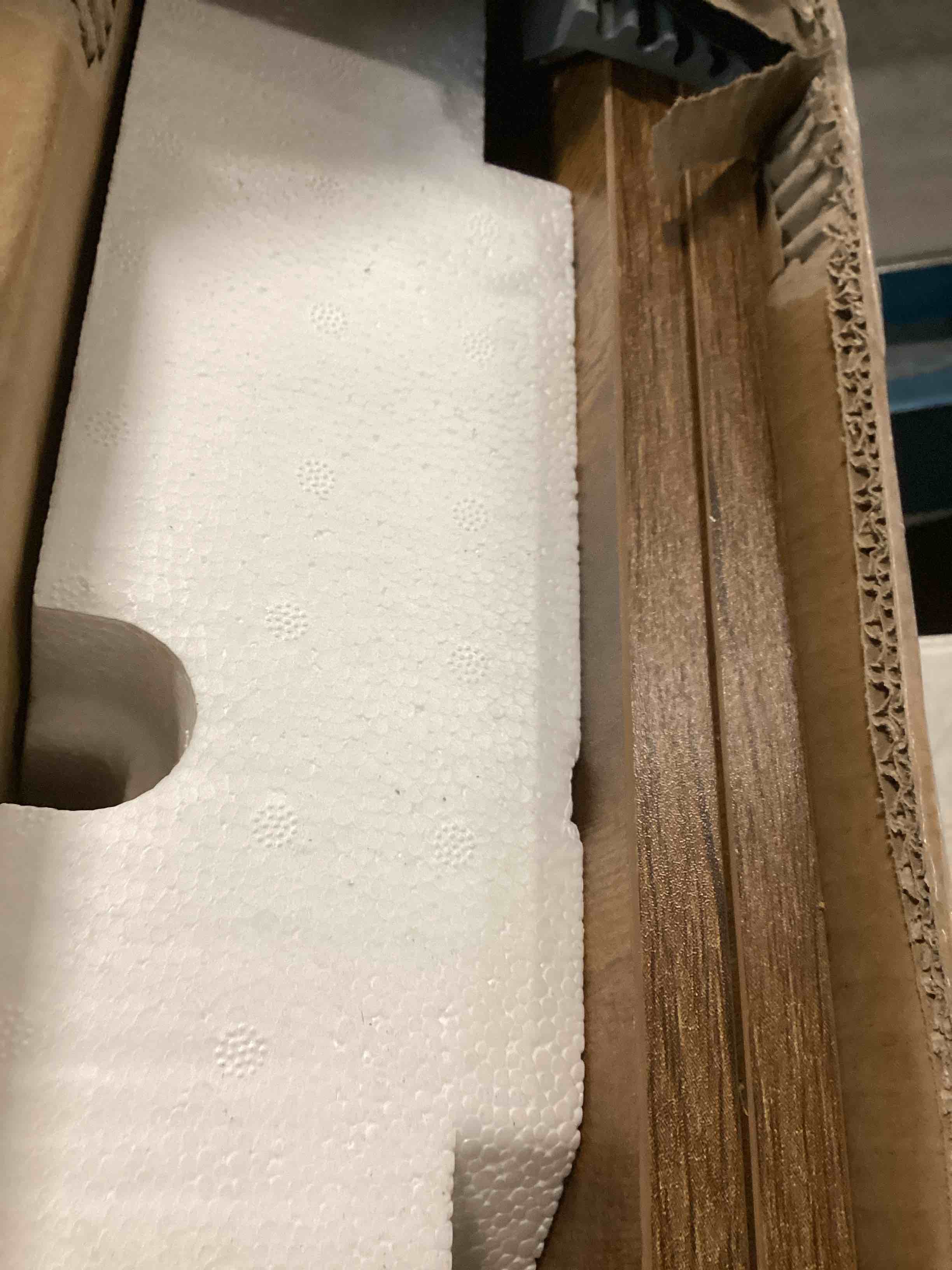 https://s3.amazonaws.com/lotting-images-prod/bidfta/PPE2187595_1741200919718.jpeg