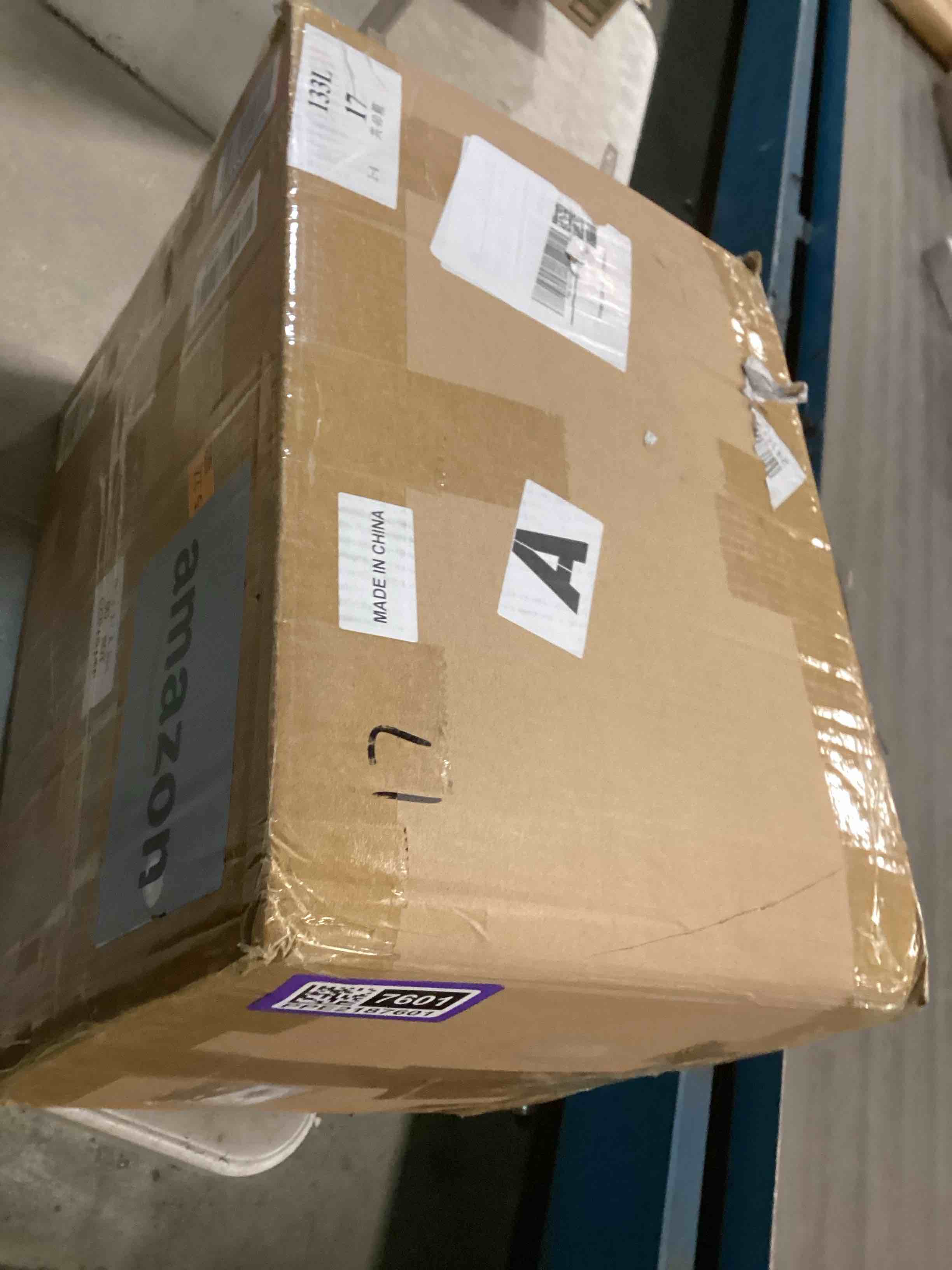 https://s3.amazonaws.com/lotting-images-prod/bidfta/PPE2187601_1741267025309.jpeg