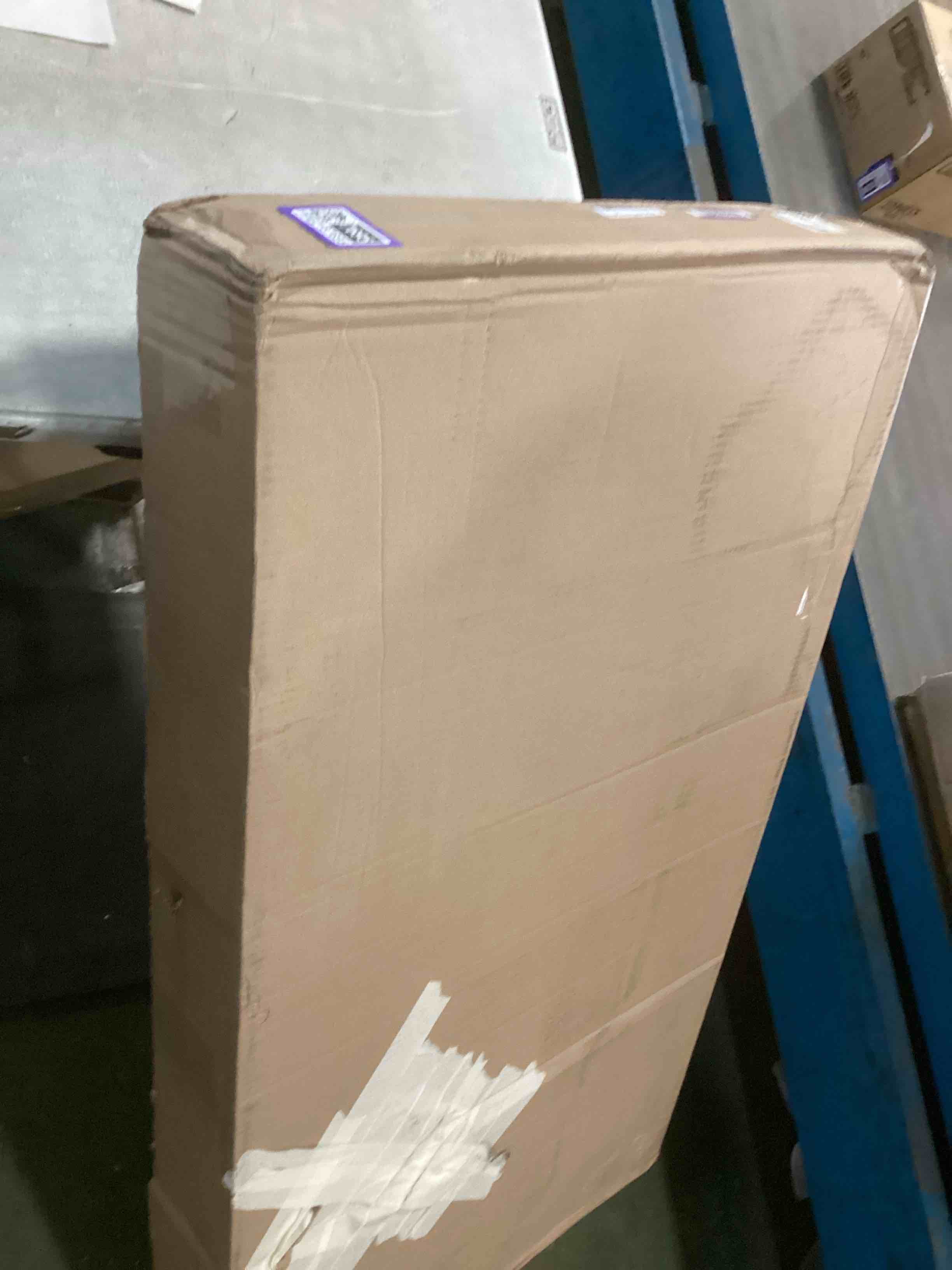 https://s3.amazonaws.com/lotting-images-prod/bidfta/PPE2187695_1741276778117.jpeg
