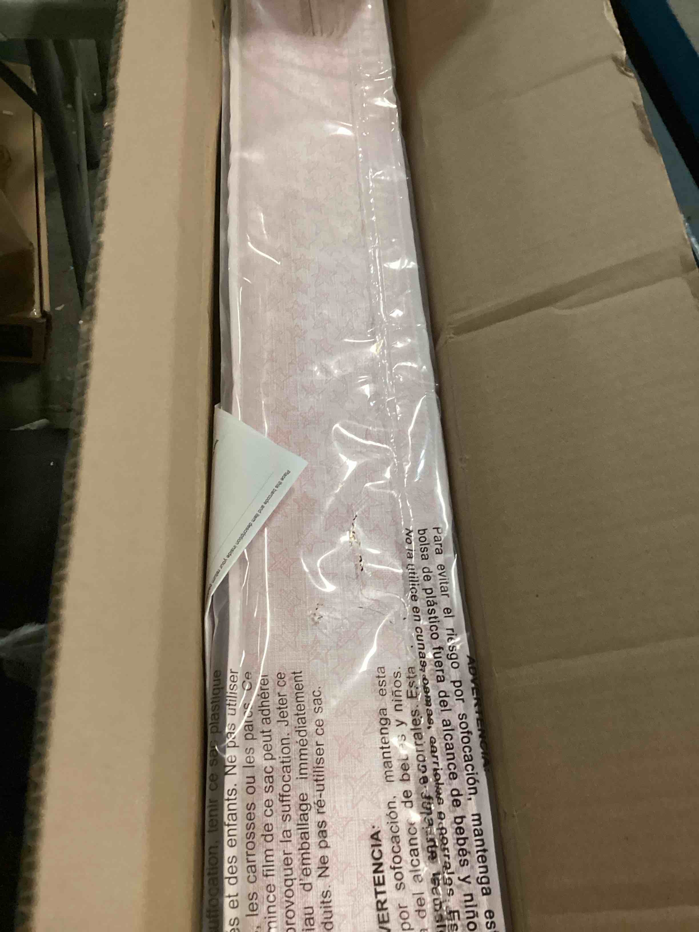 https://s3.amazonaws.com/lotting-images-prod/bidfta/PPE2187695_1741276802975.jpeg