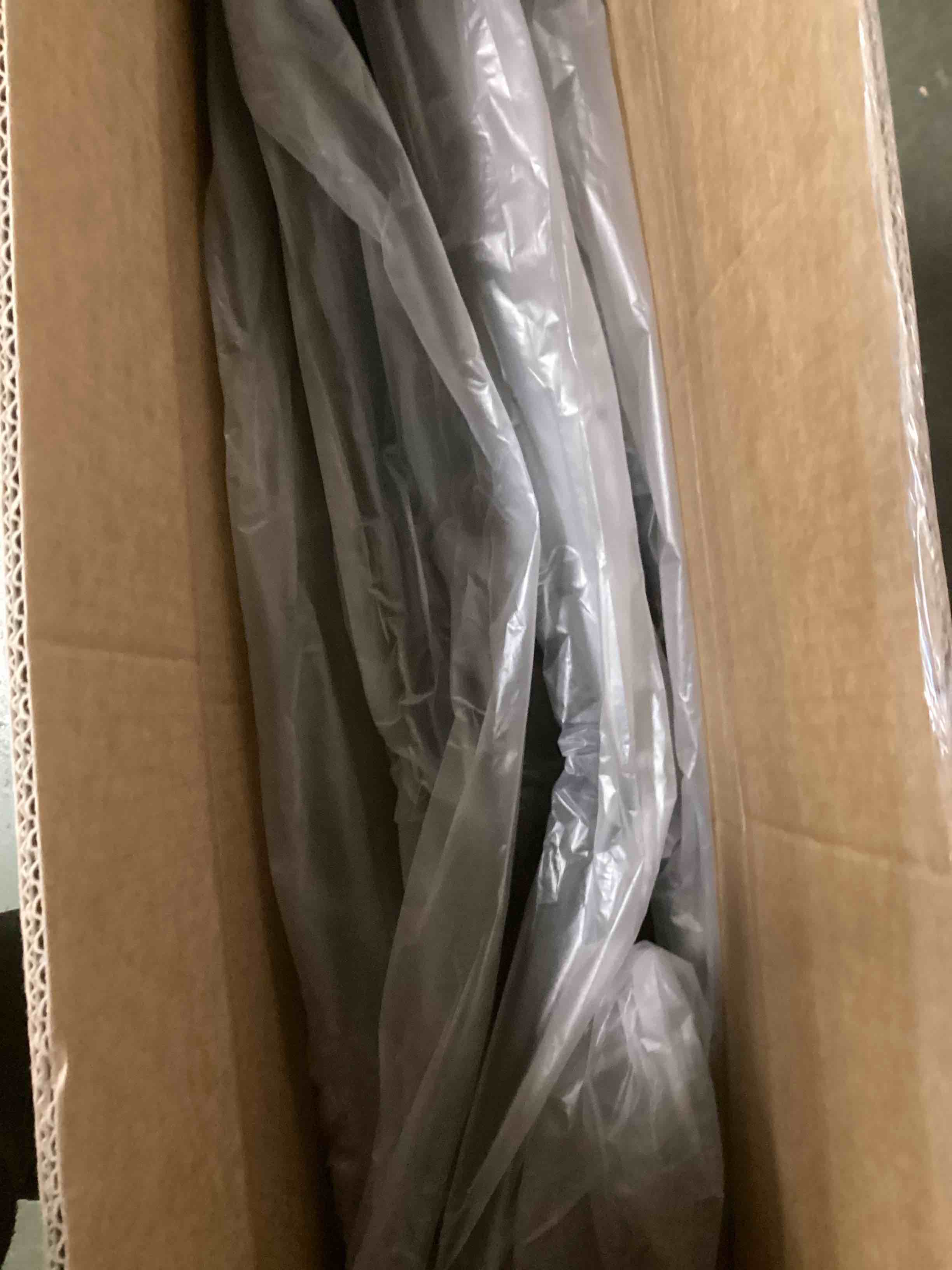 https://s3.amazonaws.com/lotting-images-prod/bidfta/PPE2187909_1741611267178.jpeg