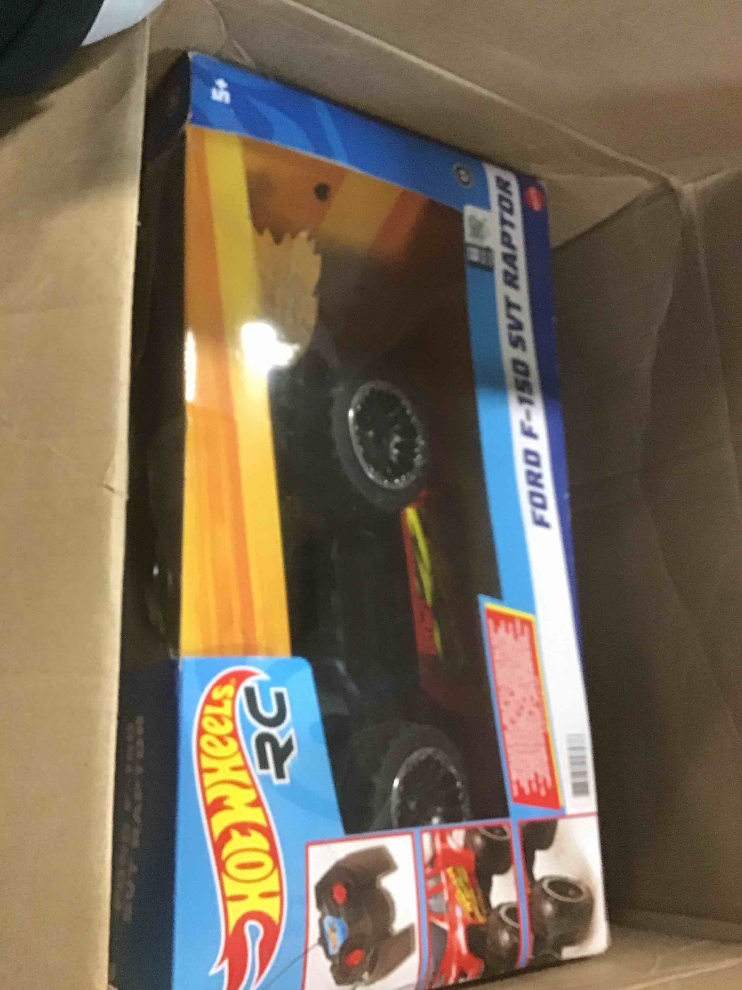 https://s3.amazonaws.com/lotting-images-prod/bidfta/PPE2188182_1737657419883.jpeg