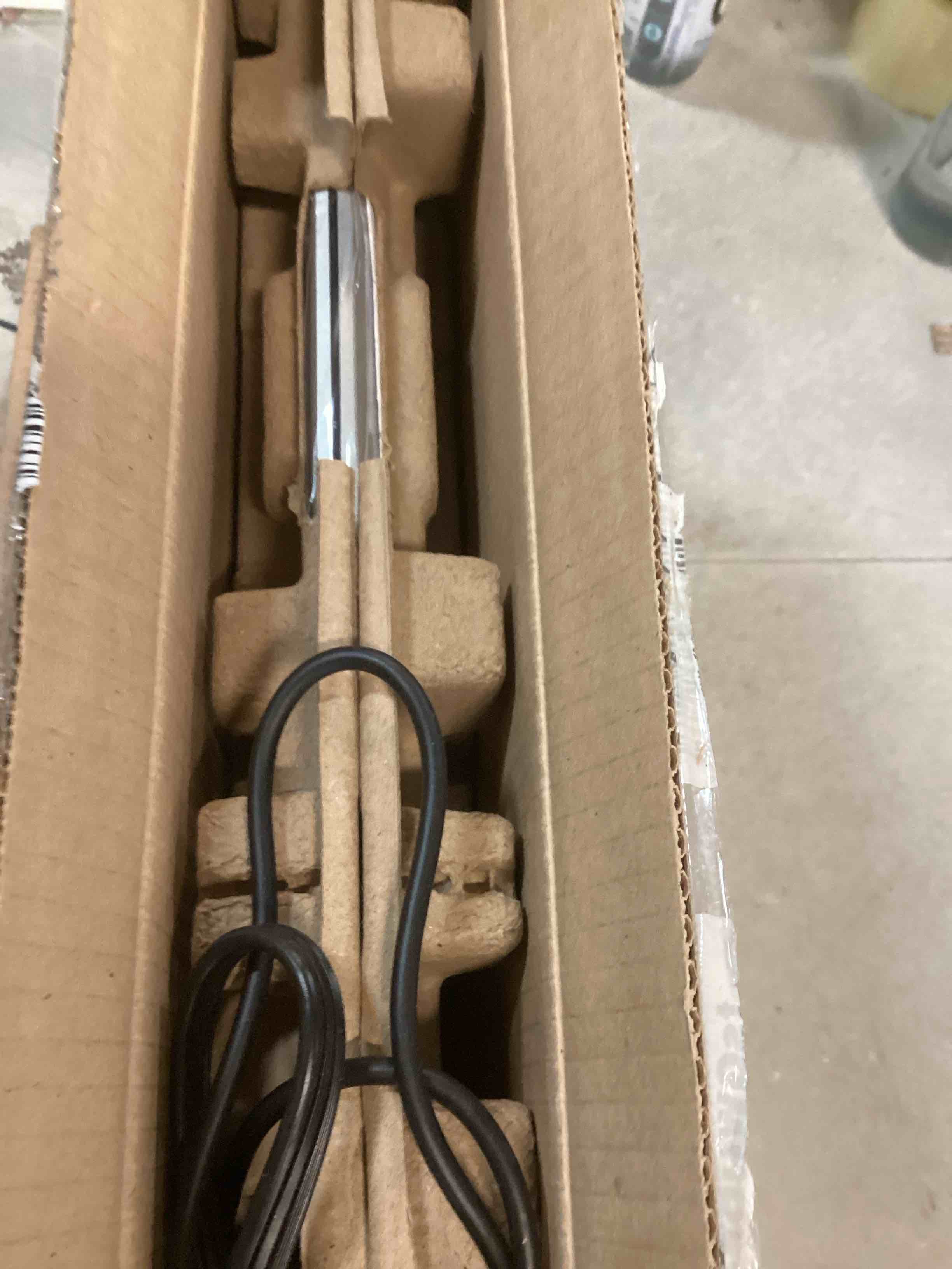 https://s3.amazonaws.com/lotting-images-prod/bidfta/PPE2188320_1737734574638.jpeg