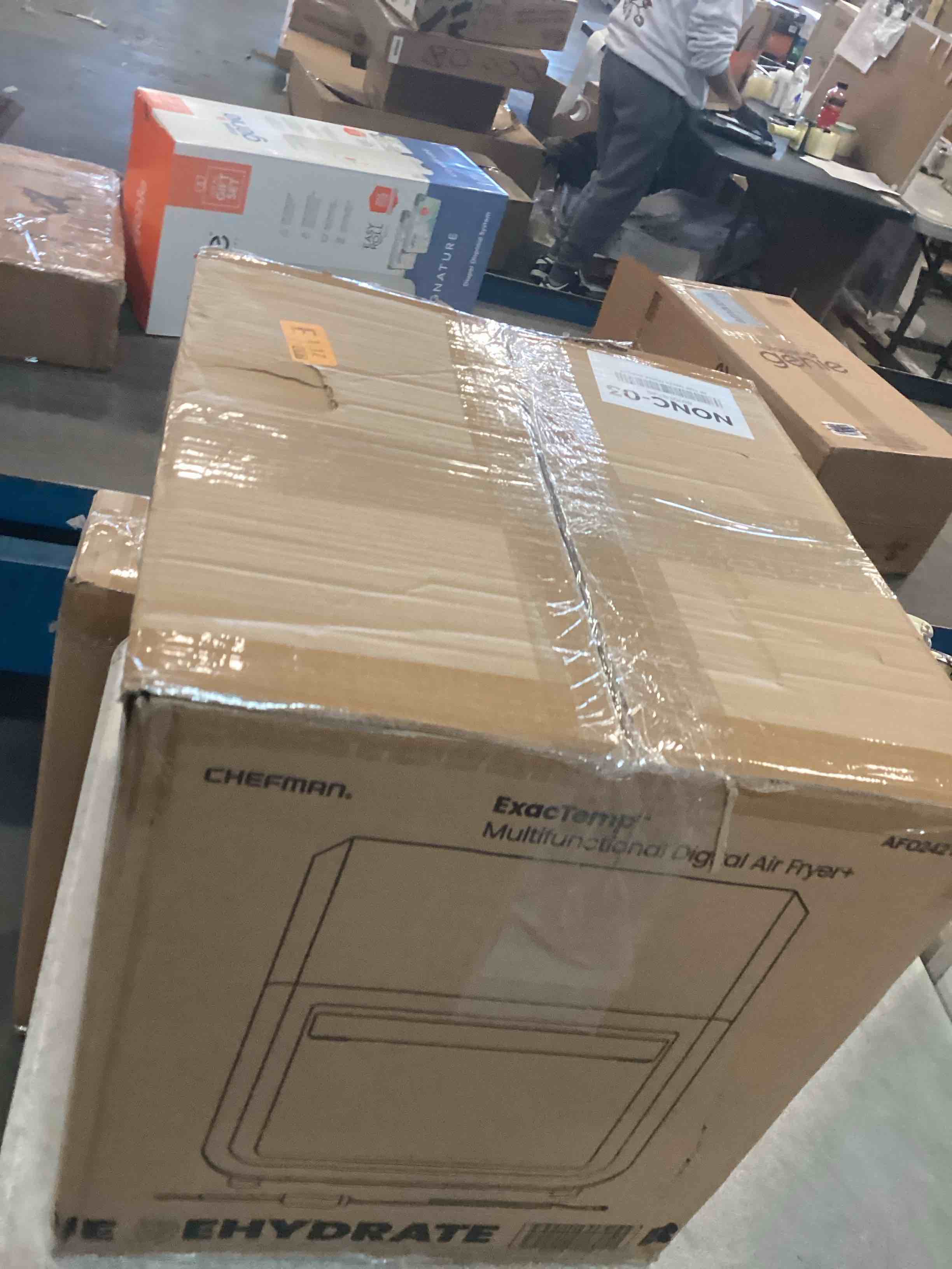 https://s3.amazonaws.com/lotting-images-prod/bidfta/PPE2188611_1738079666607.jpeg
