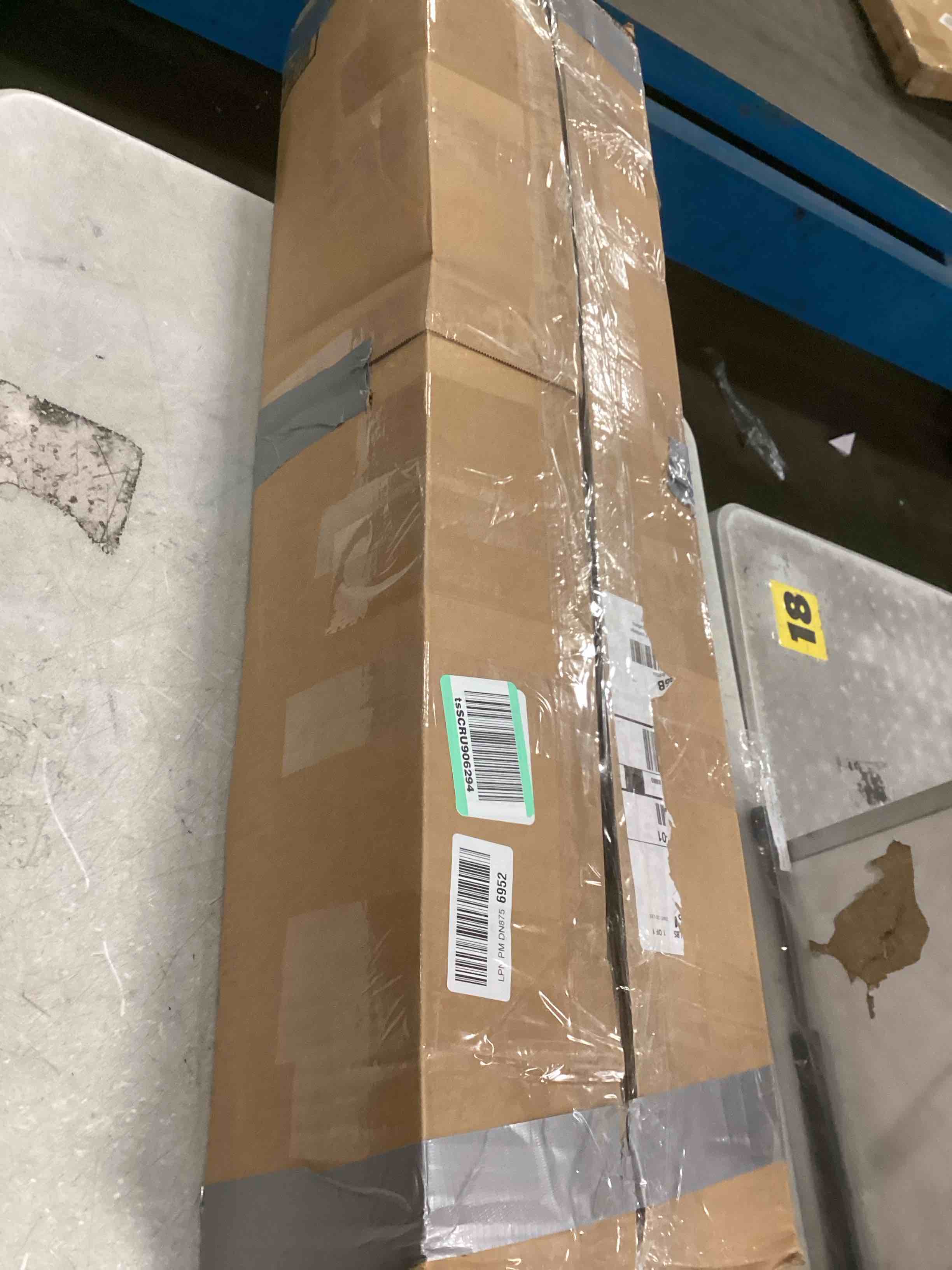 https://s3.amazonaws.com/lotting-images-prod/bidfta/PPE2189840_1738341783075.jpeg