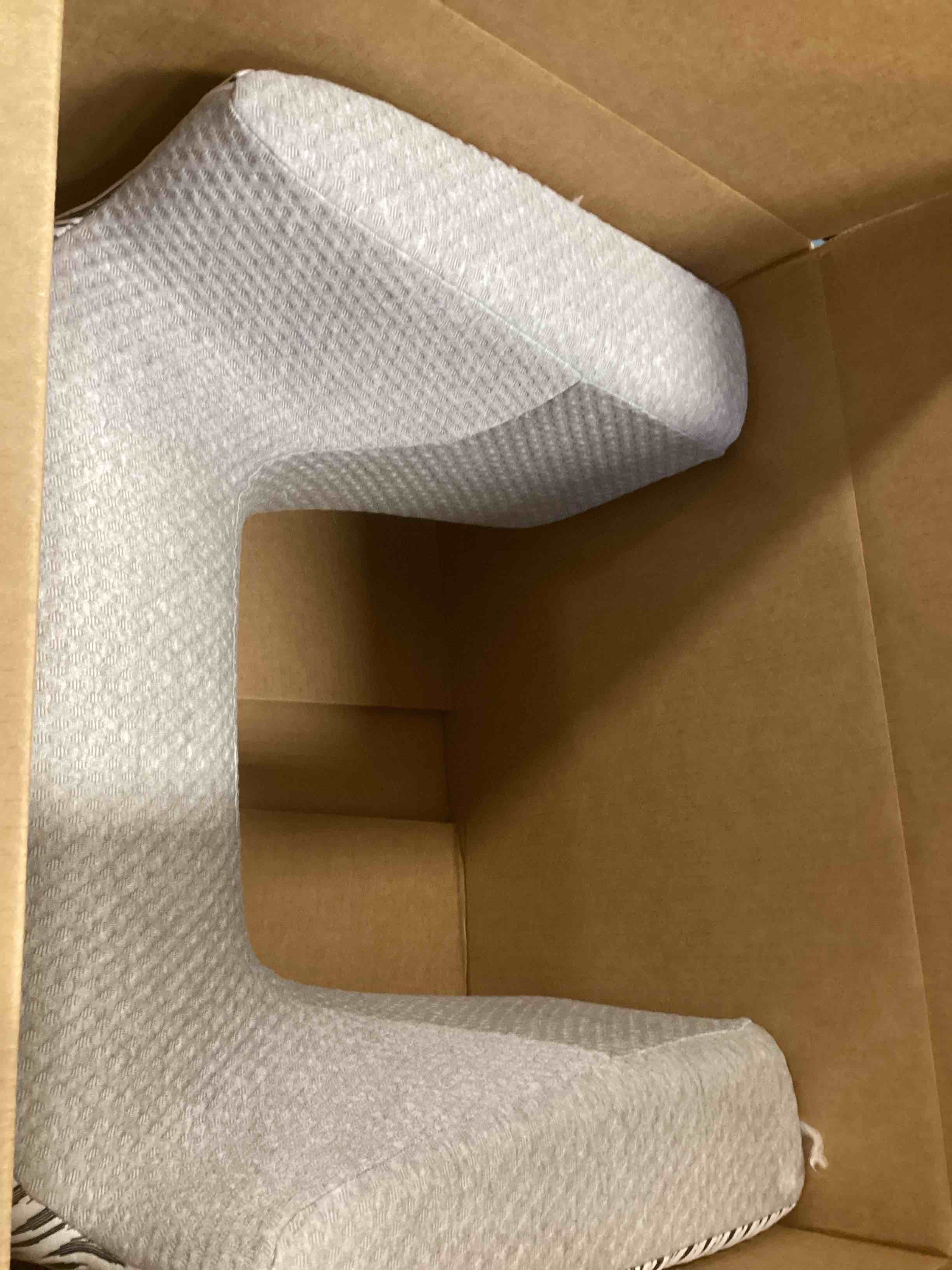 https://s3.amazonaws.com/lotting-images-prod/bidfta/PPE2189919_1738357595578.jpeg