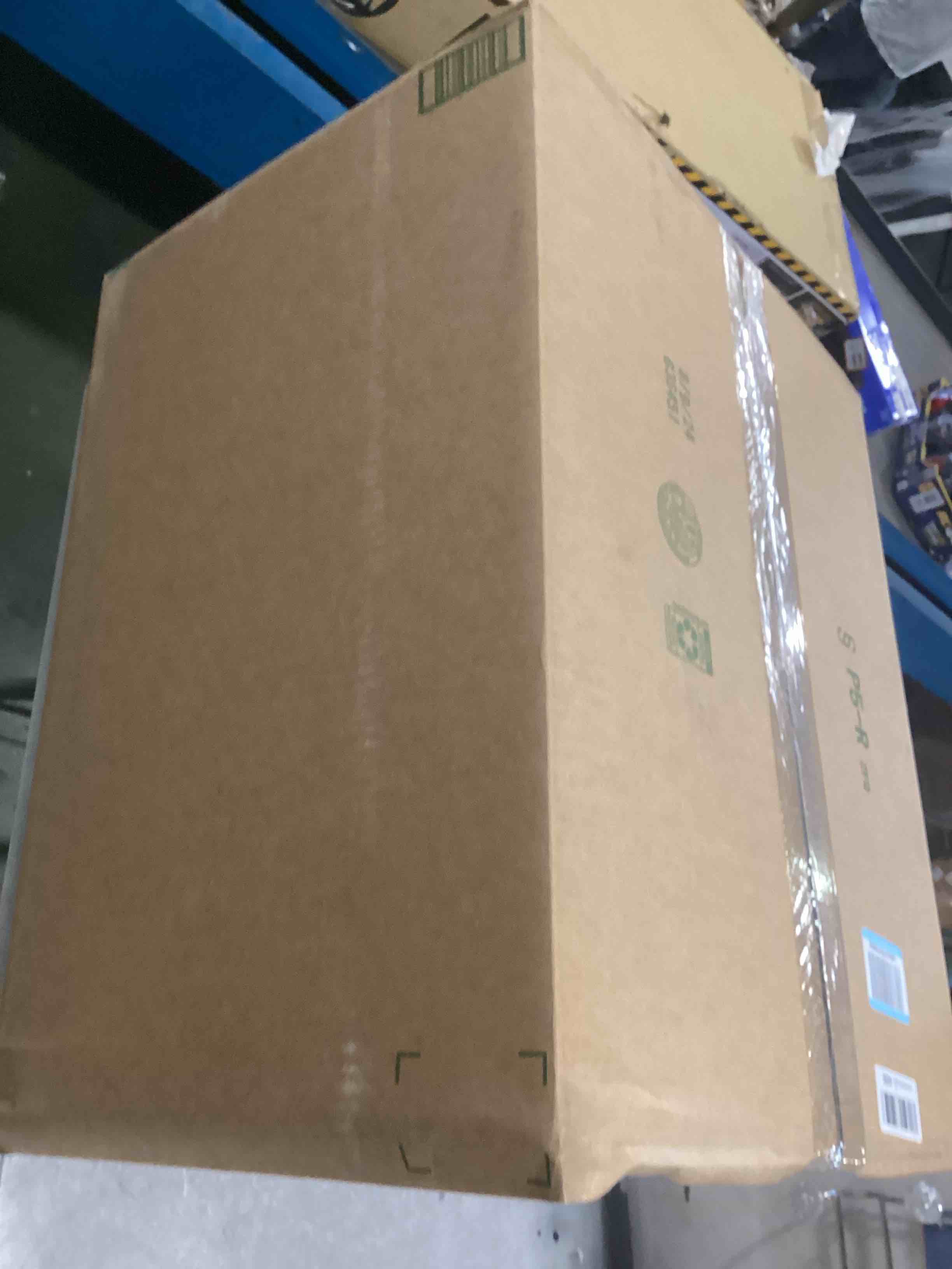 https://s3.amazonaws.com/lotting-images-prod/bidfta/PPE2189919_1738357616928.jpeg