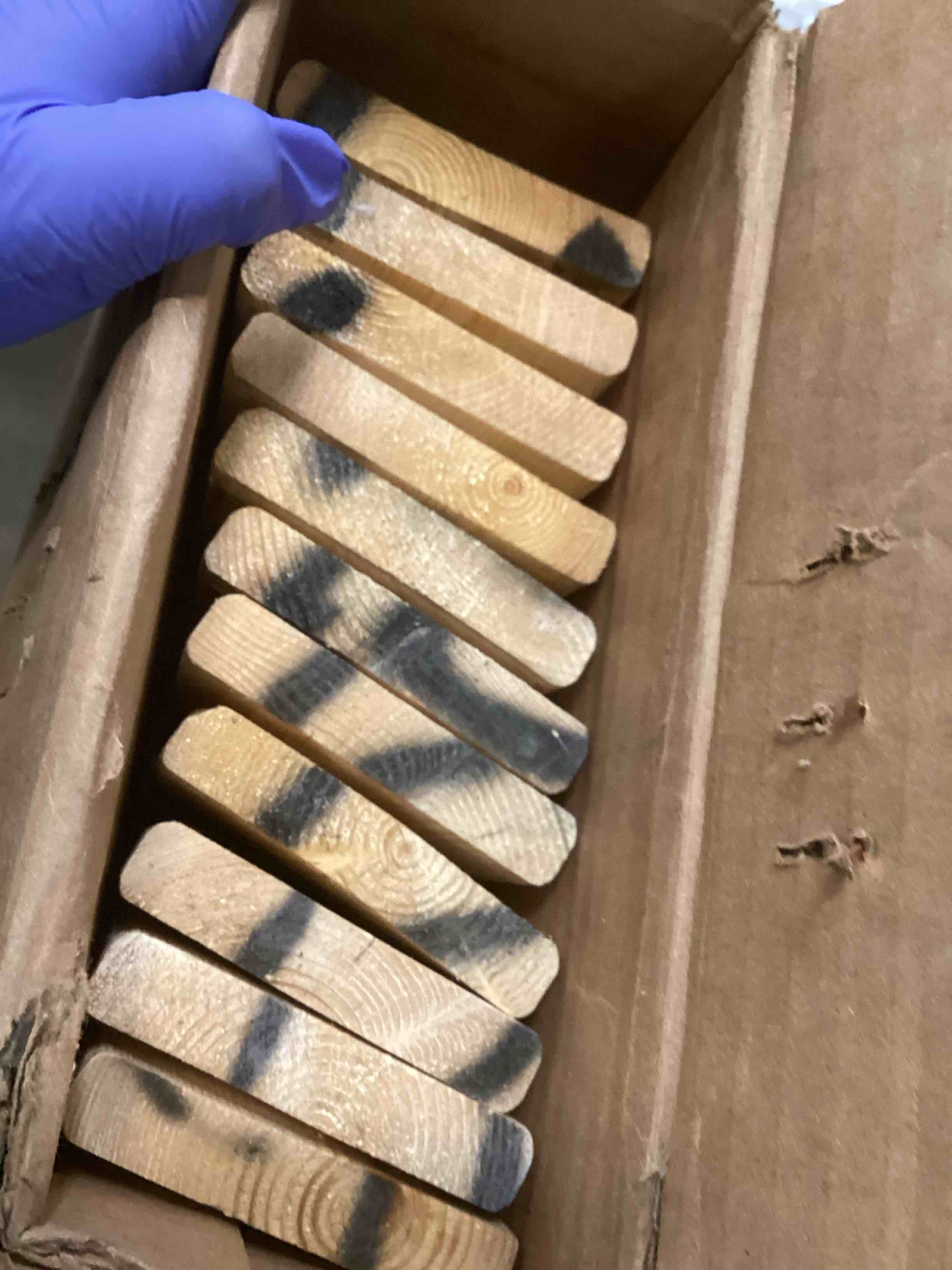 https://s3.amazonaws.com/lotting-images-prod/bidfta/PPE2190127_1738607730102.jpeg