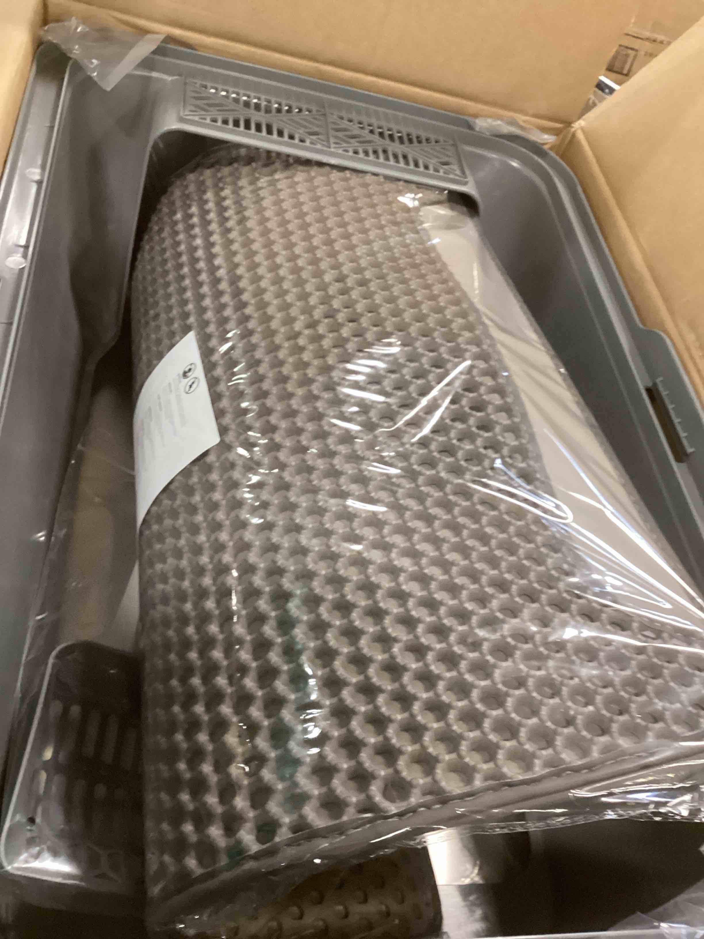 https://s3.amazonaws.com/lotting-images-prod/bidfta/PPE2190308_1738685502159.jpeg