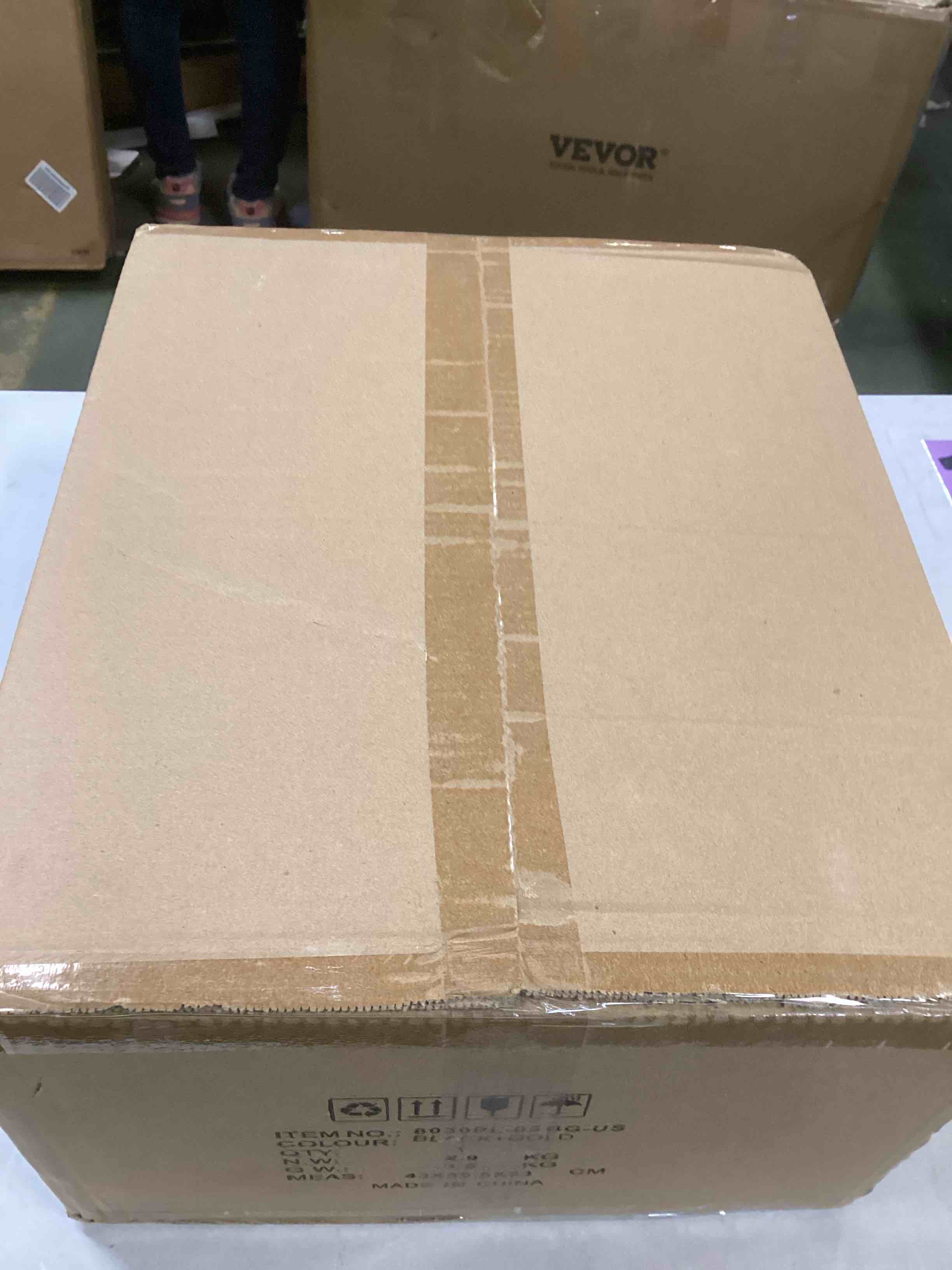 https://s3.amazonaws.com/lotting-images-prod/bidfta/PPE2190418_1738693163516.jpeg