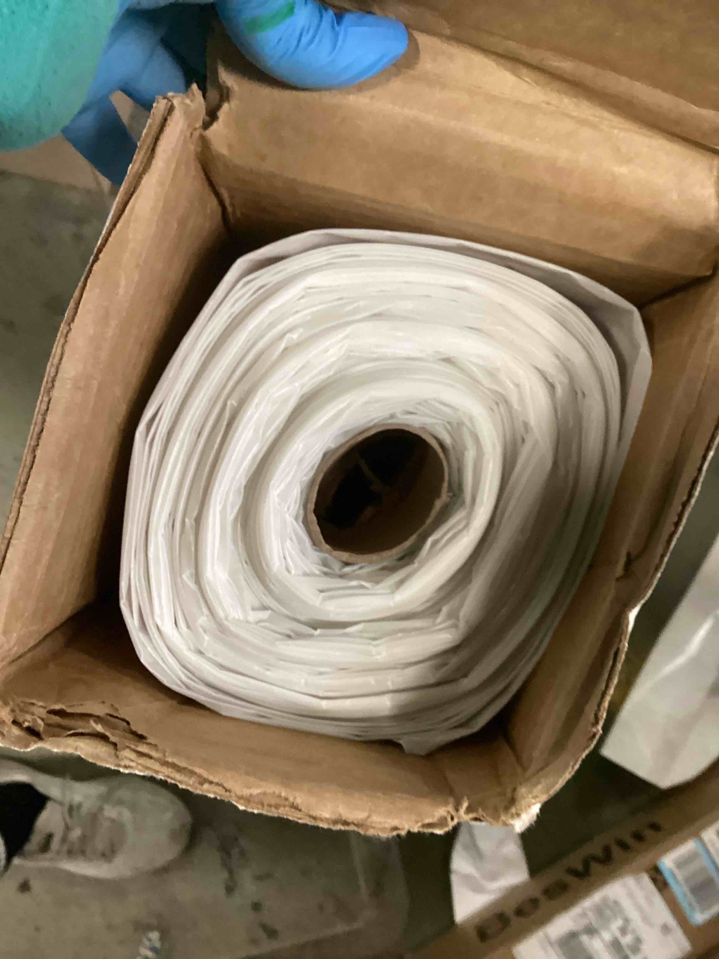 https://s3.amazonaws.com/lotting-images-prod/bidfta/PPE2190432_1738694349182.jpeg