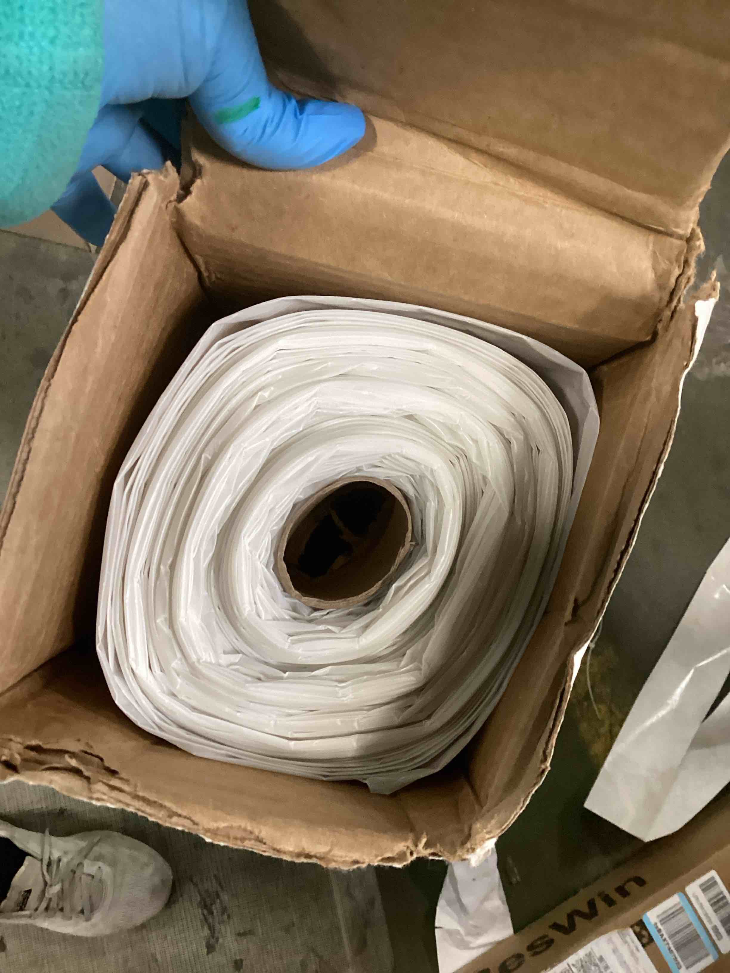 https://s3.amazonaws.com/lotting-images-prod/bidfta/PPE2190432_1738694350040.jpeg