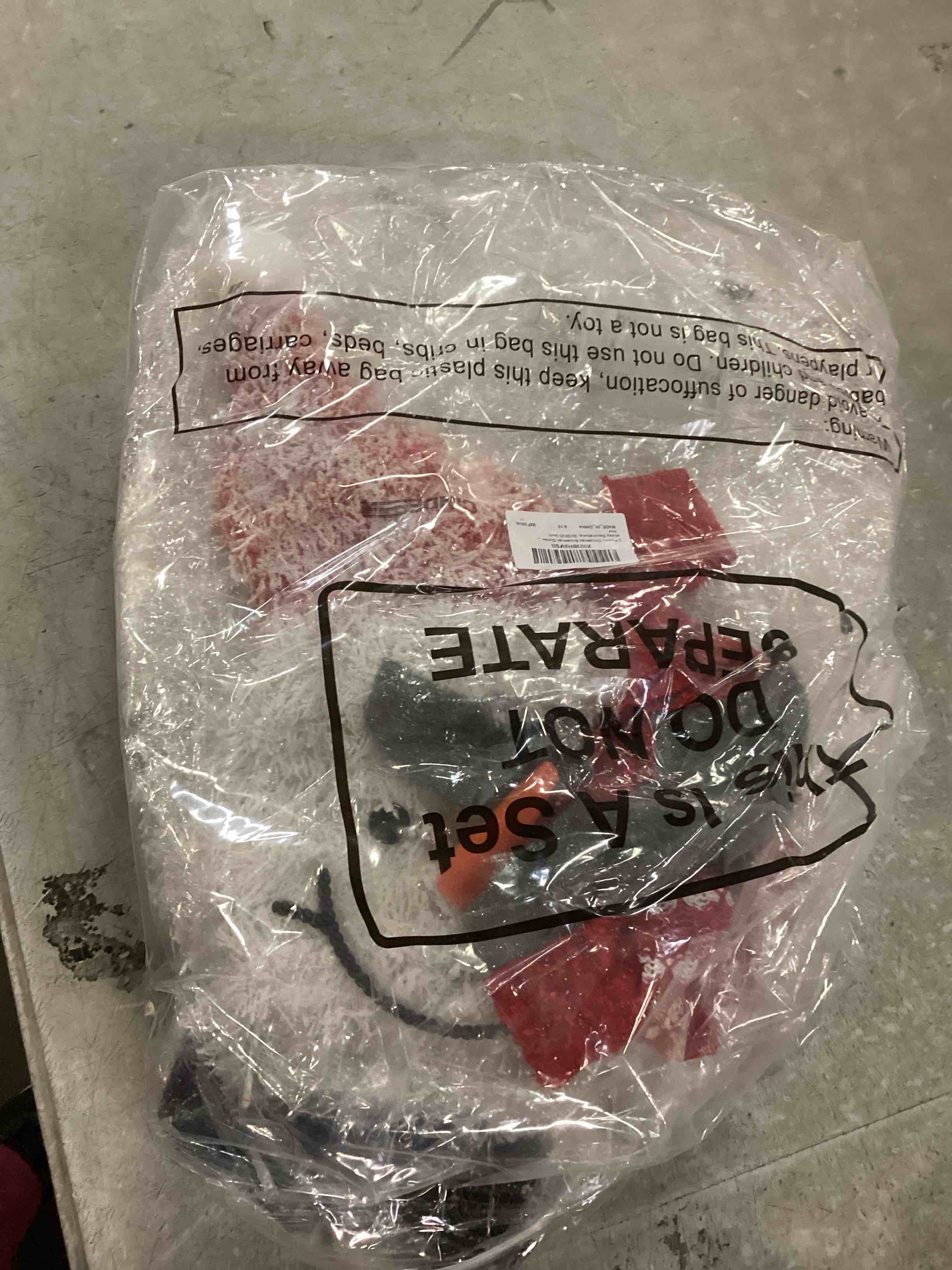 https://s3.amazonaws.com/lotting-images-prod/bidfta/PPE2190656_1738773589083.jpeg