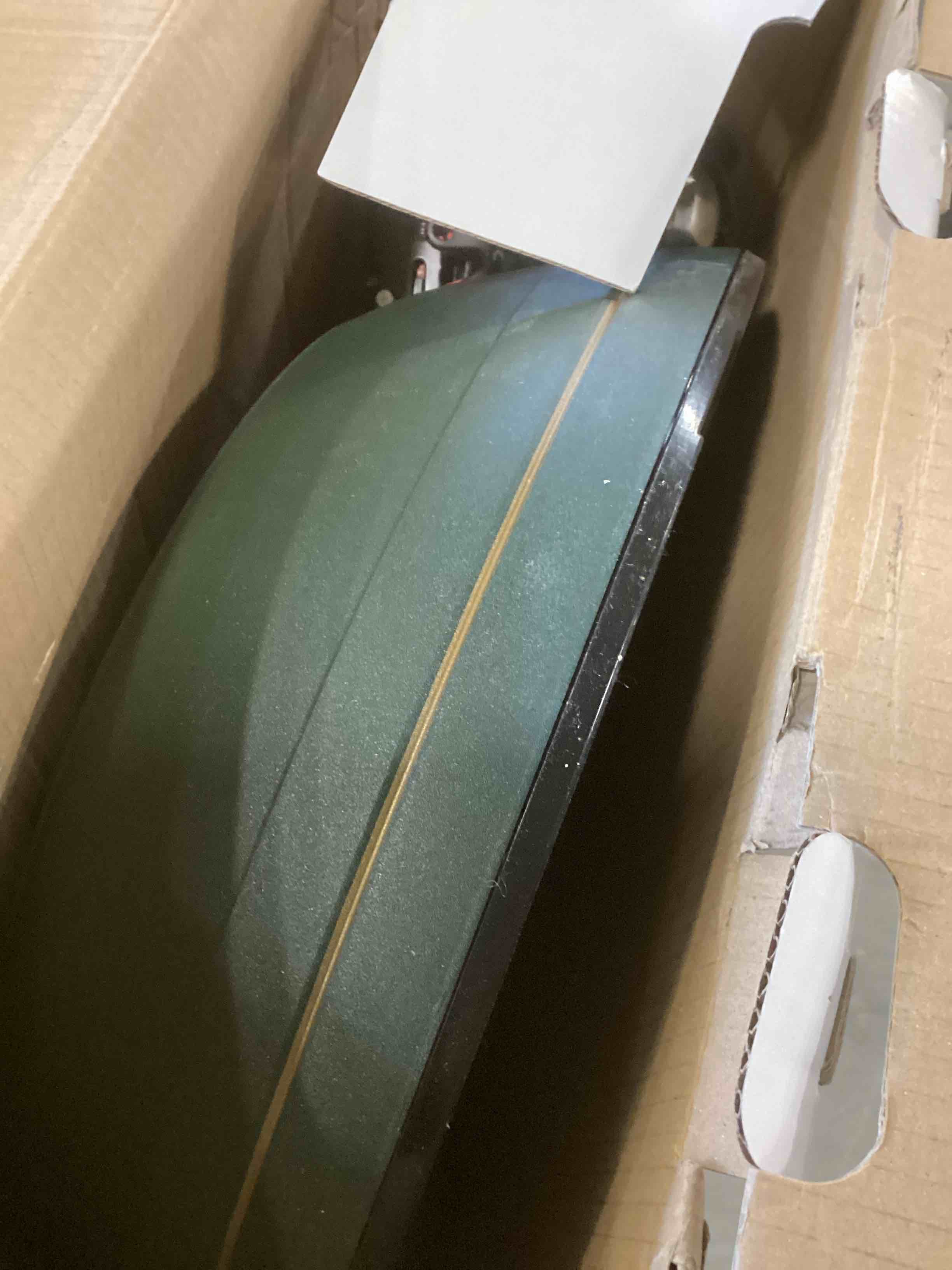 https://s3.amazonaws.com/lotting-images-prod/bidfta/PPE2191046_1736788806900.jpeg