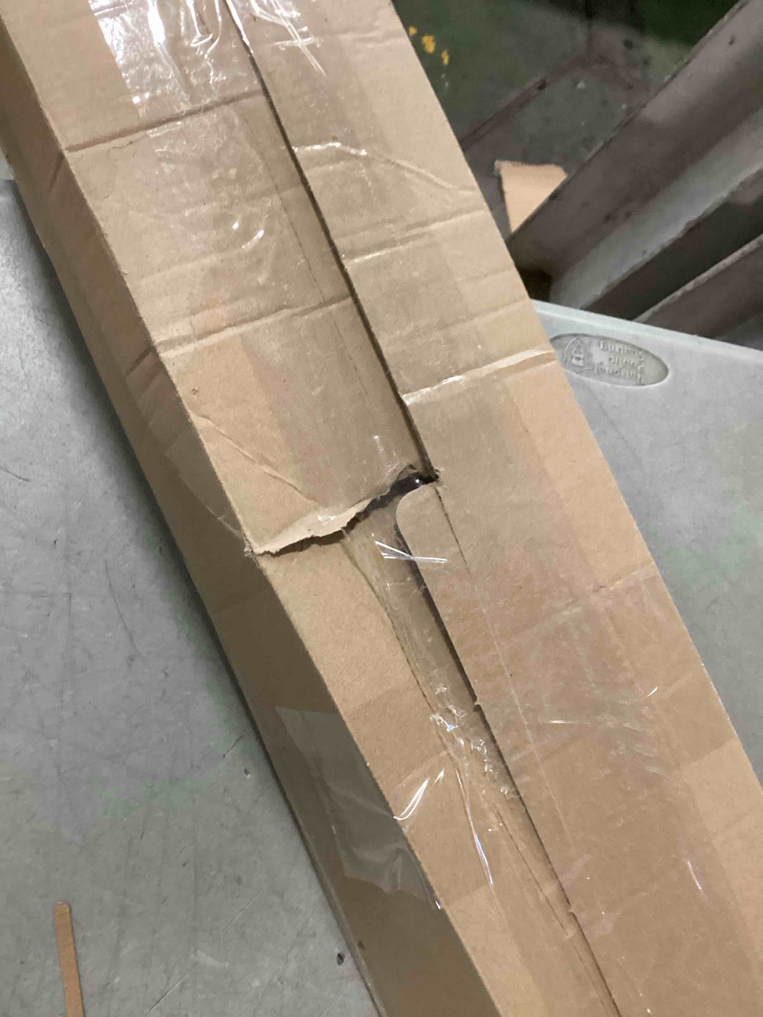 https://s3.amazonaws.com/lotting-images-prod/bidfta/PPE2191205_1736793796765.jpeg