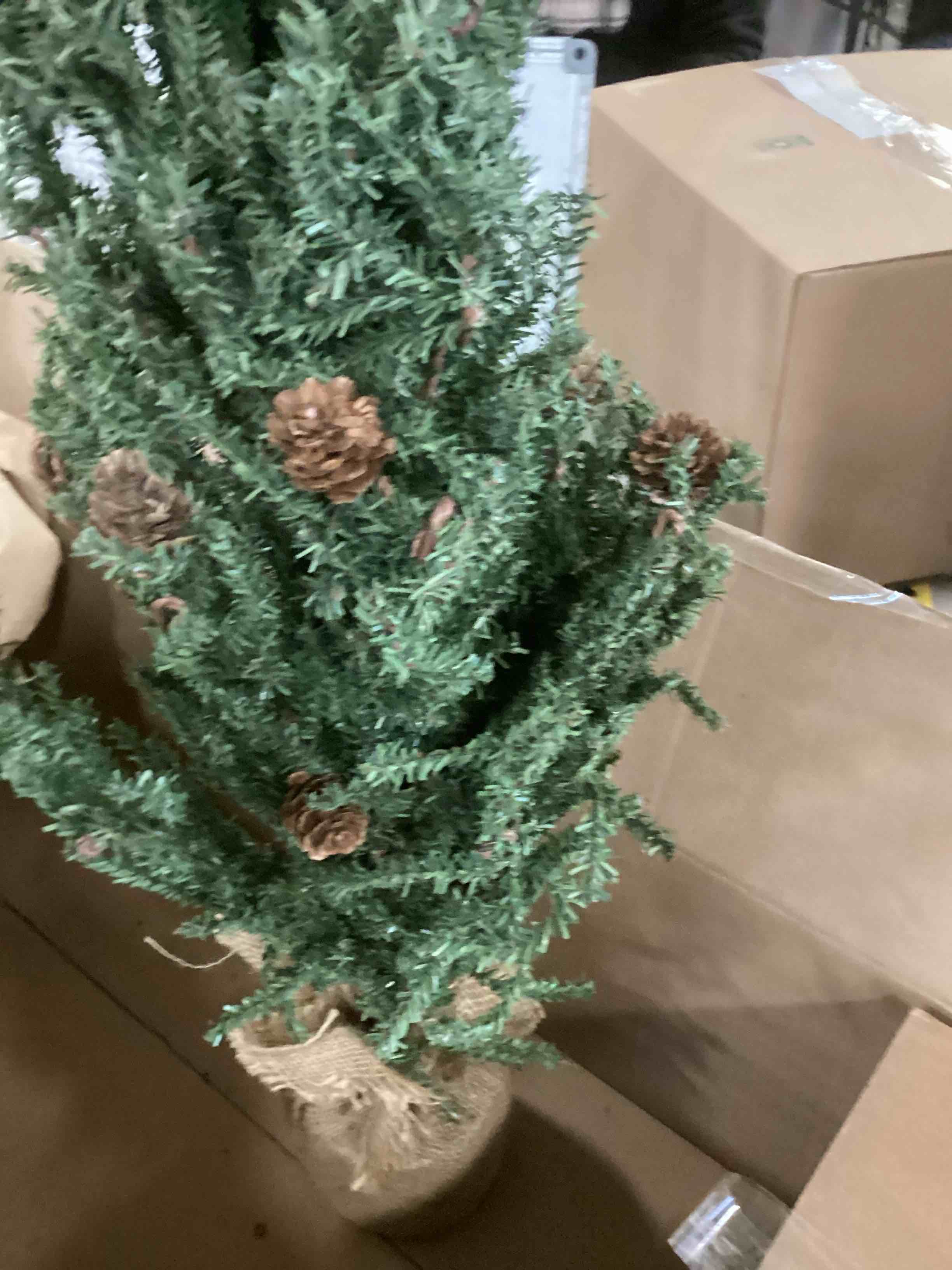https://s3.amazonaws.com/lotting-images-prod/bidfta/PPE2191385_1736874035670.jpeg