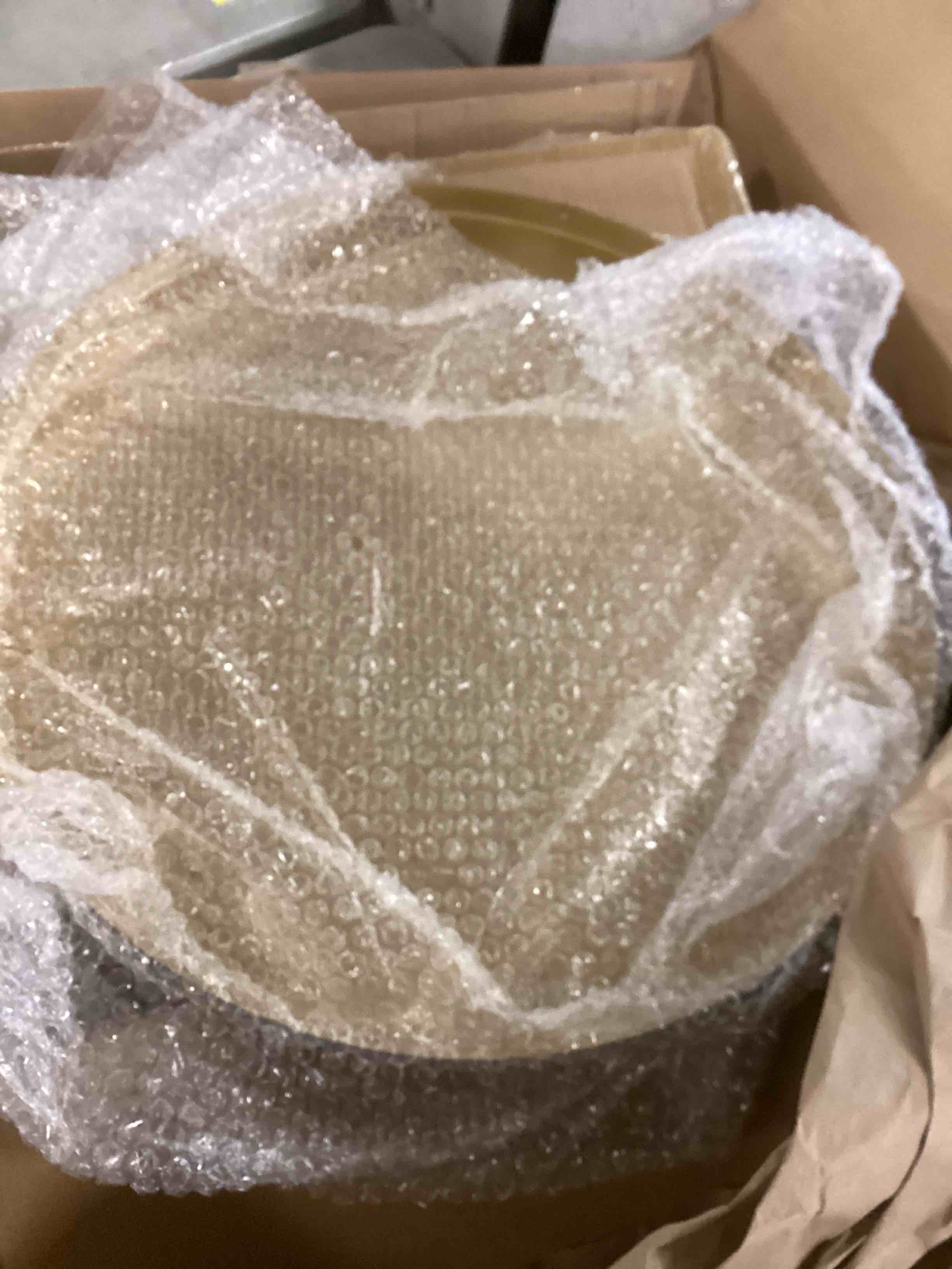 https://s3.amazonaws.com/lotting-images-prod/bidfta/PPE2191413_1736862500186.jpeg